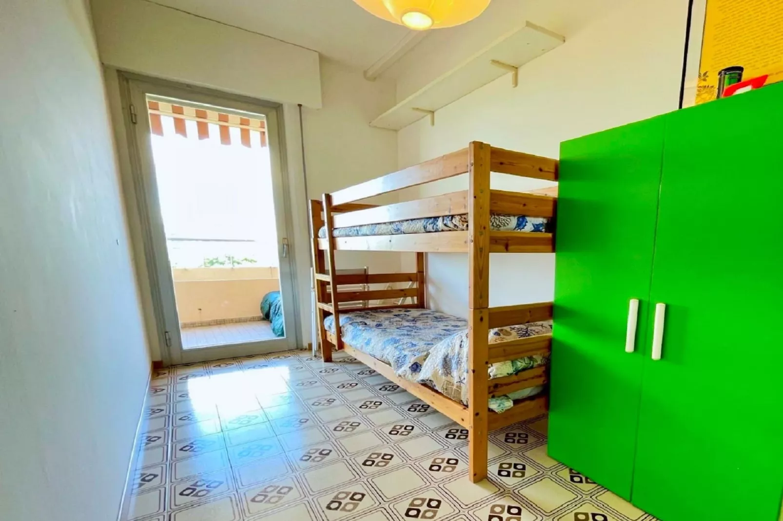 Chimere 2/23-Bedroom