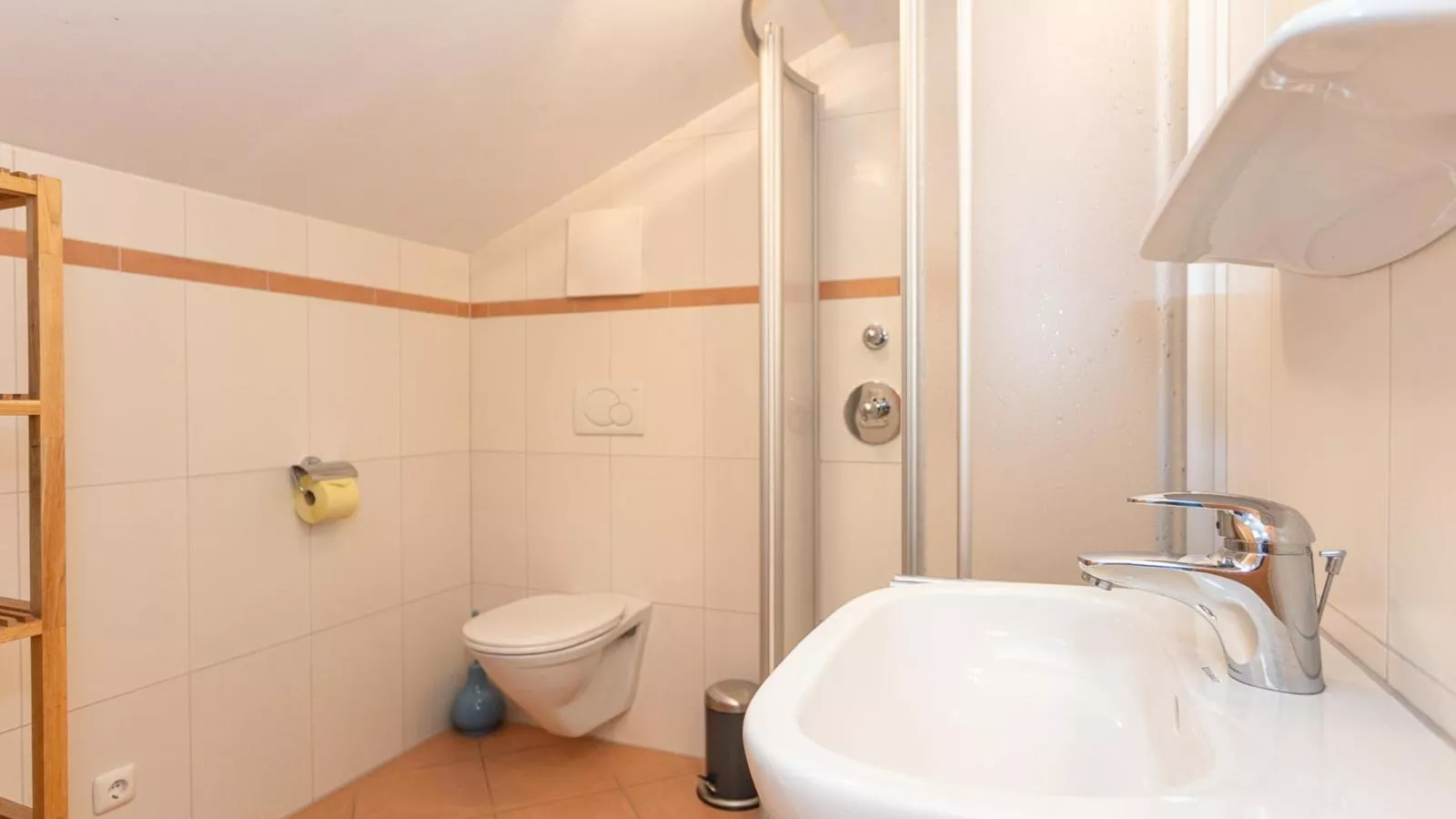 Katharina I-Bathroom
