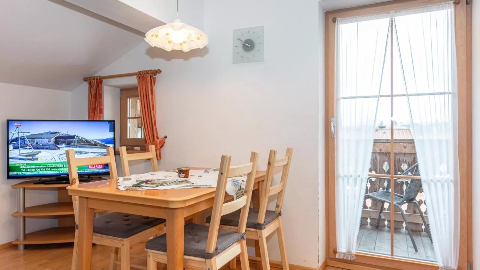 Wildkogelblick II-Dining room