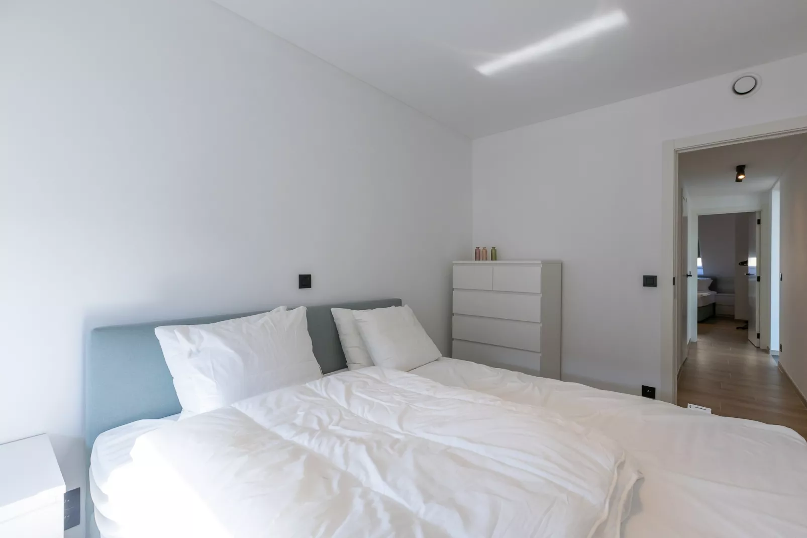 Green Lane The Sun  0401-Chambre