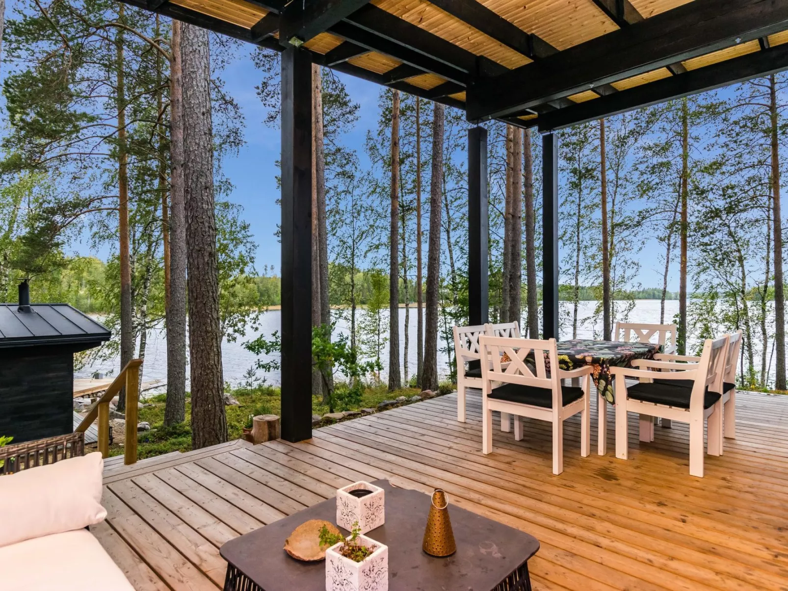 Villa saimaan joutsenlahti-Drinnen