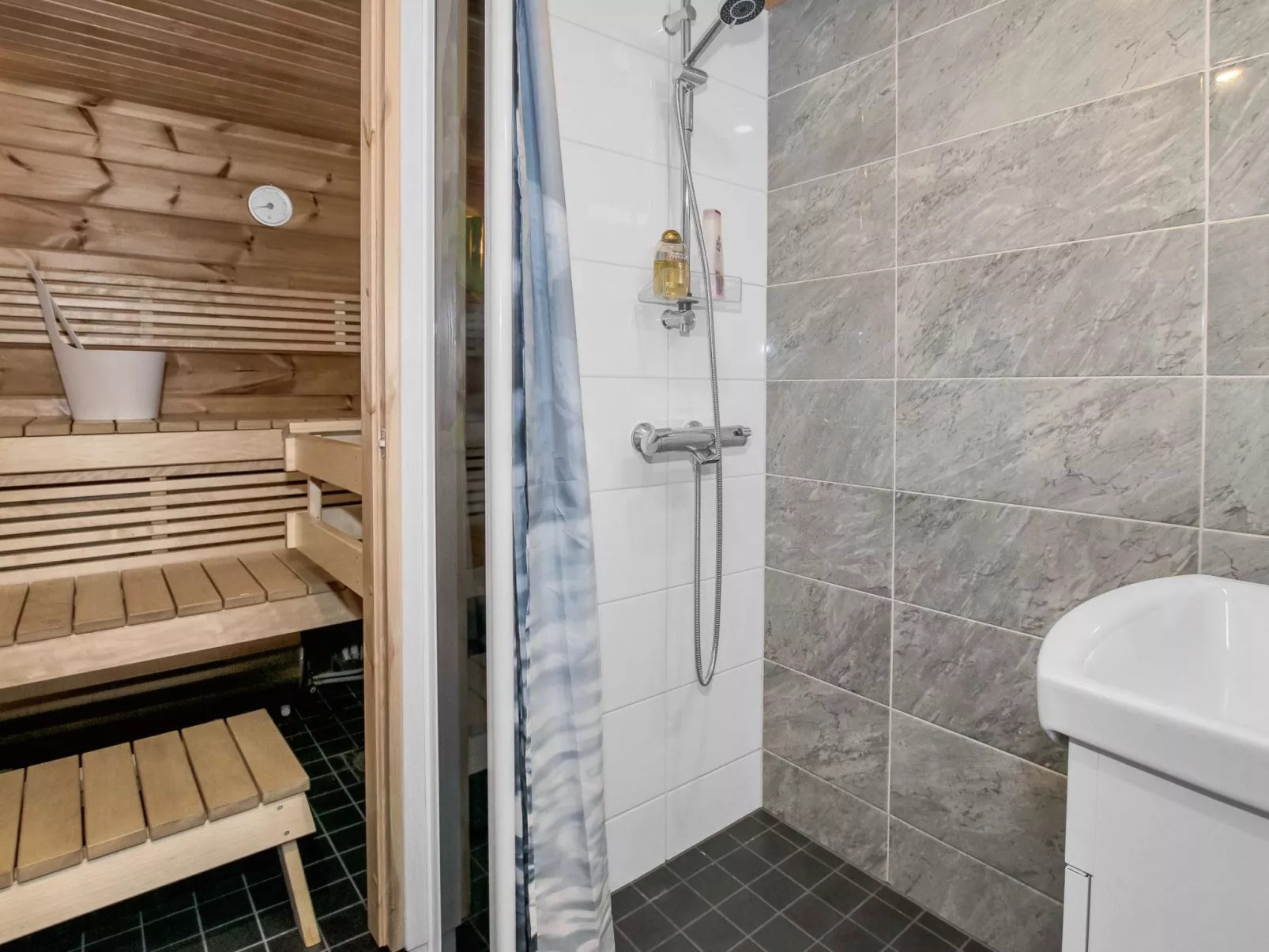 Adeli holiday cottage ellivuori-Inside