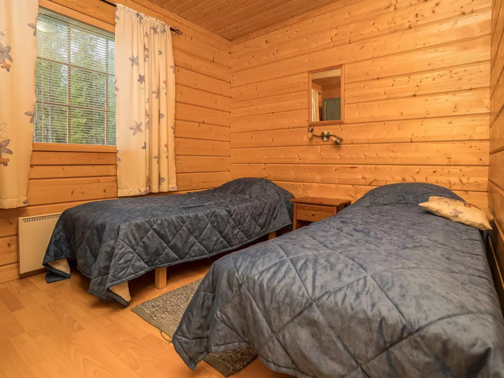 Kinostupa 2a (18)-Dedans