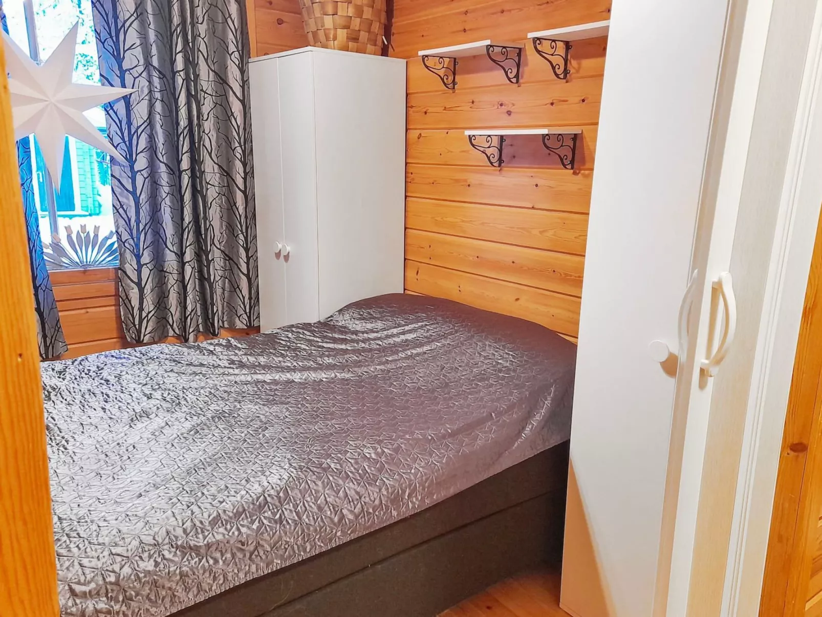 Piilola nr 1-Inside