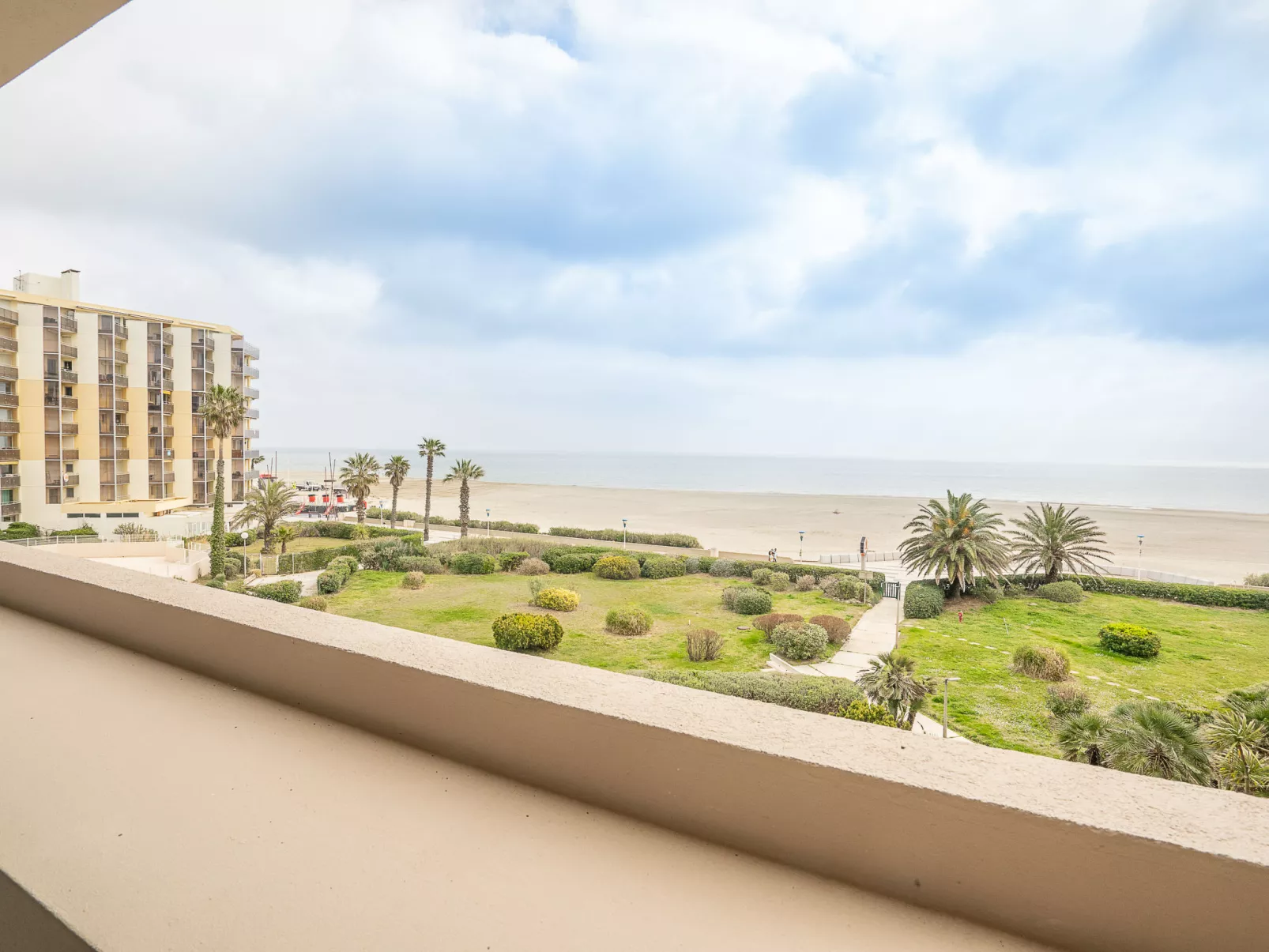 Les Terrasses du Levant-Outside