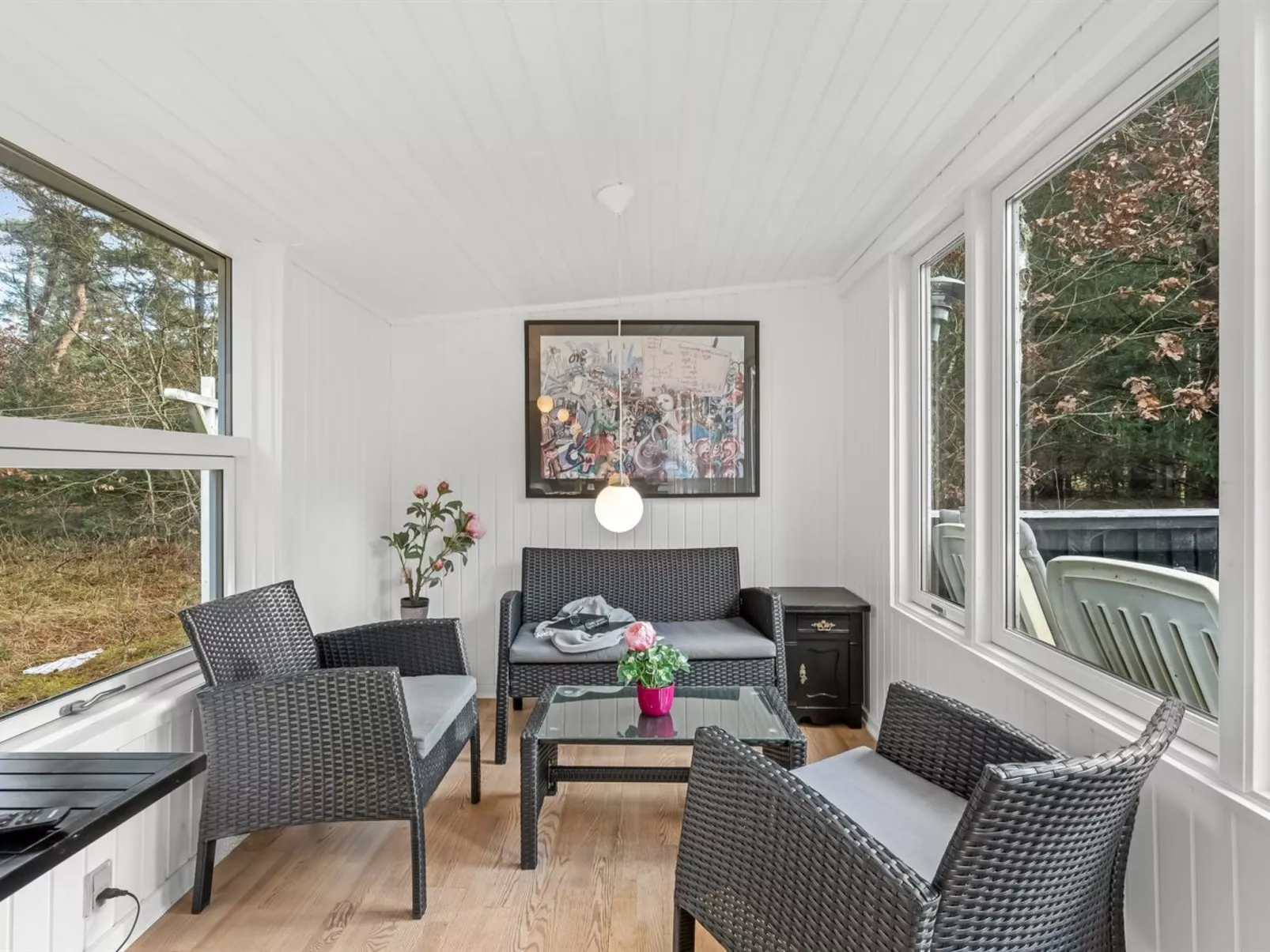 "Poul" - 1.9km from the sea-Inside