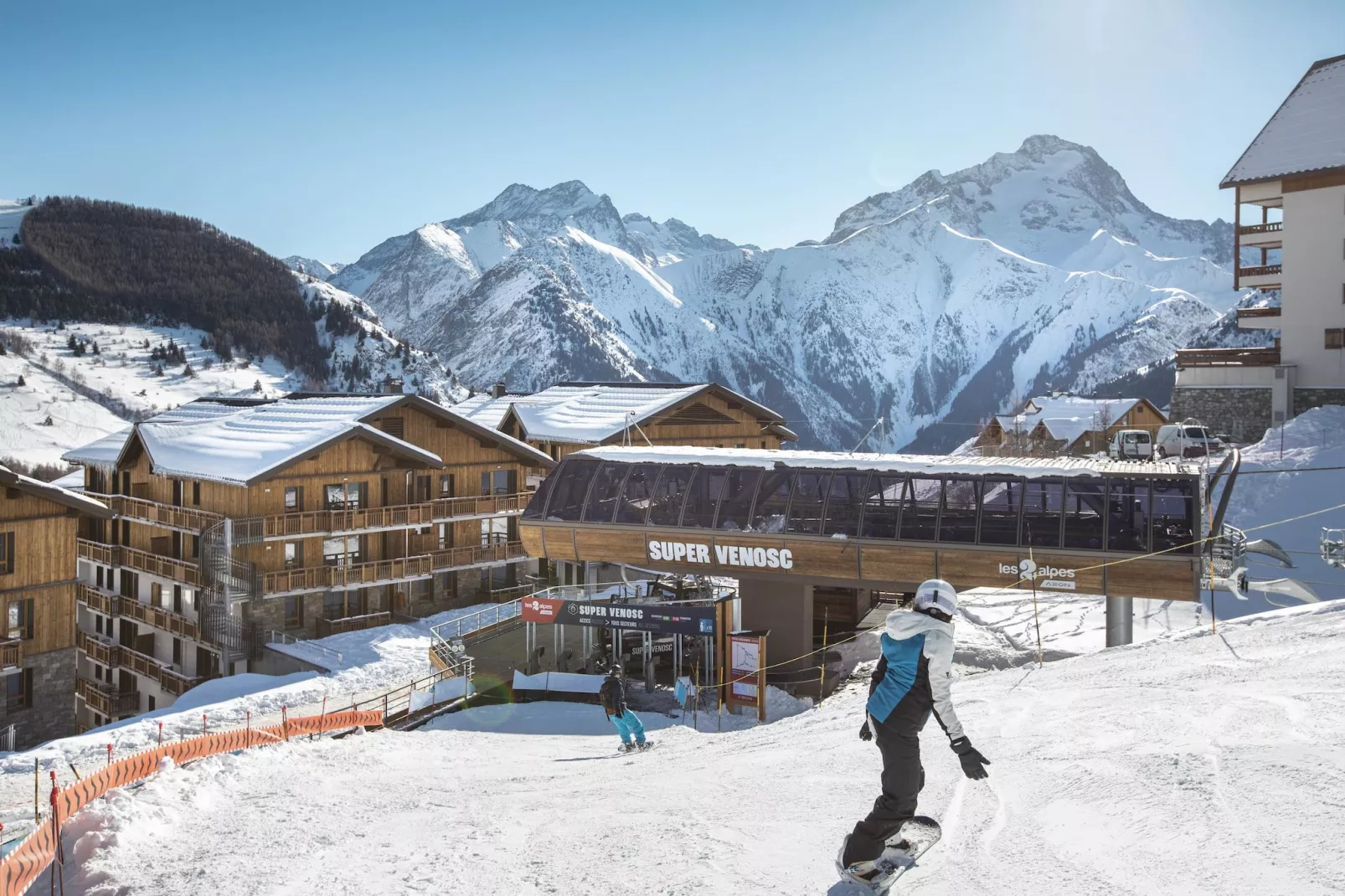 LES DEUX ALPES_S8V-Exterior winter