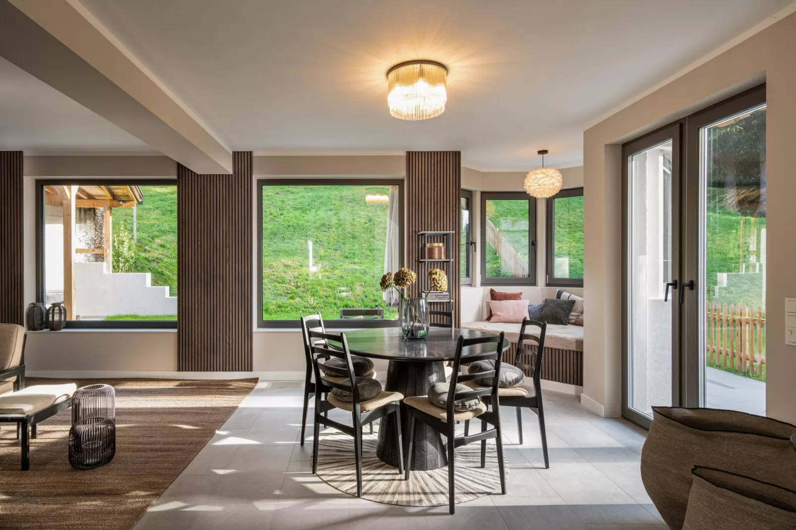 Mountain Retreat B-Dining room