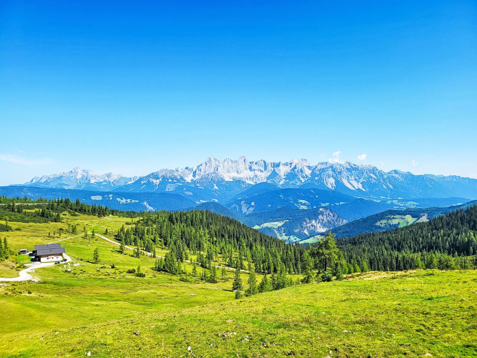 Dachsteinblick-Draußen