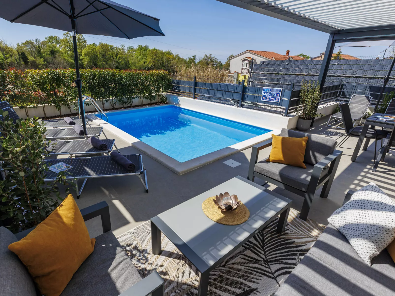 Villa Mira-Dedans