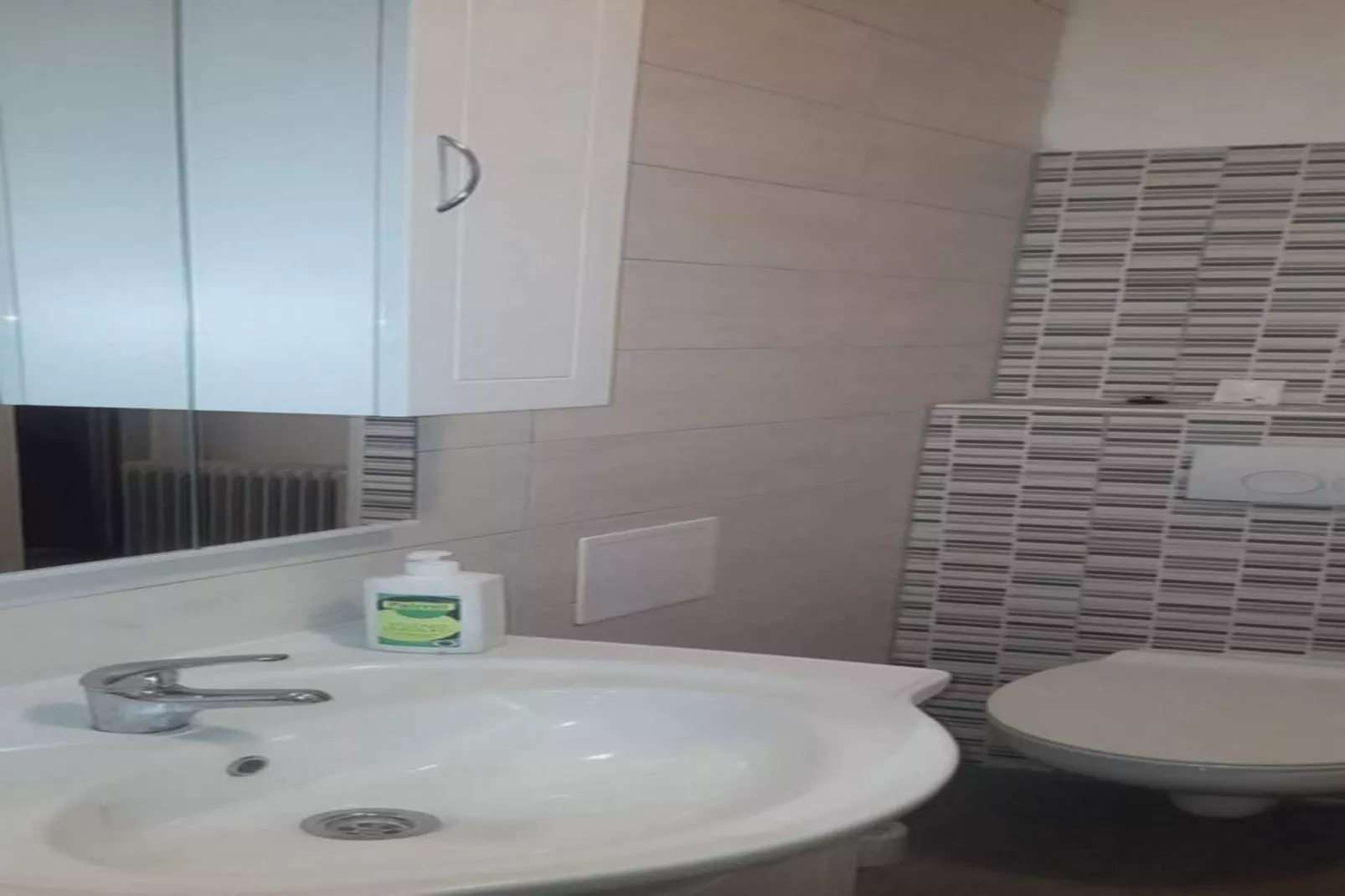 Apartment Sibenik - two bedroom apartment-Badezimmer