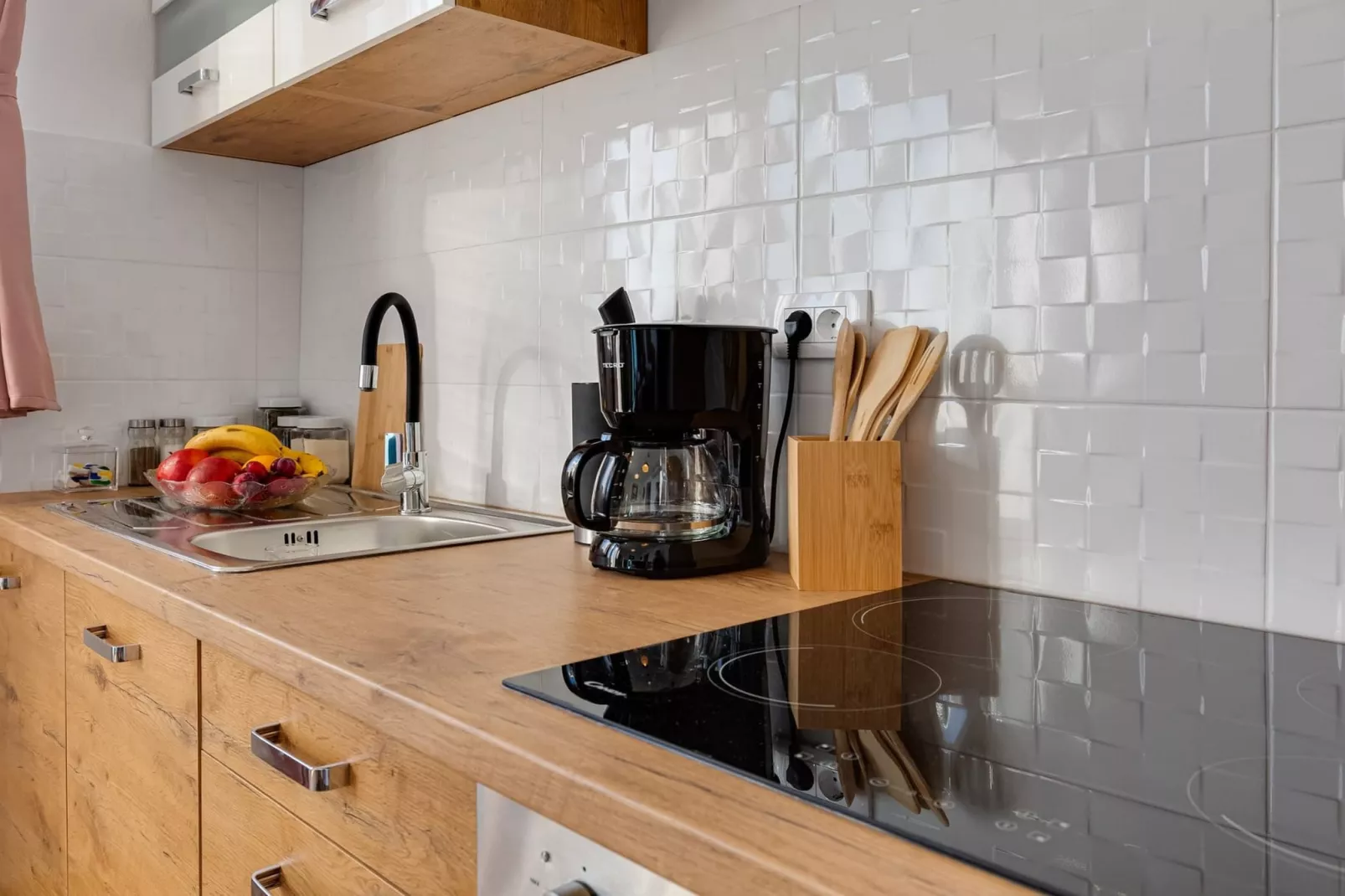 Apartments Rina - one bedroom apartment A2-Kitchen