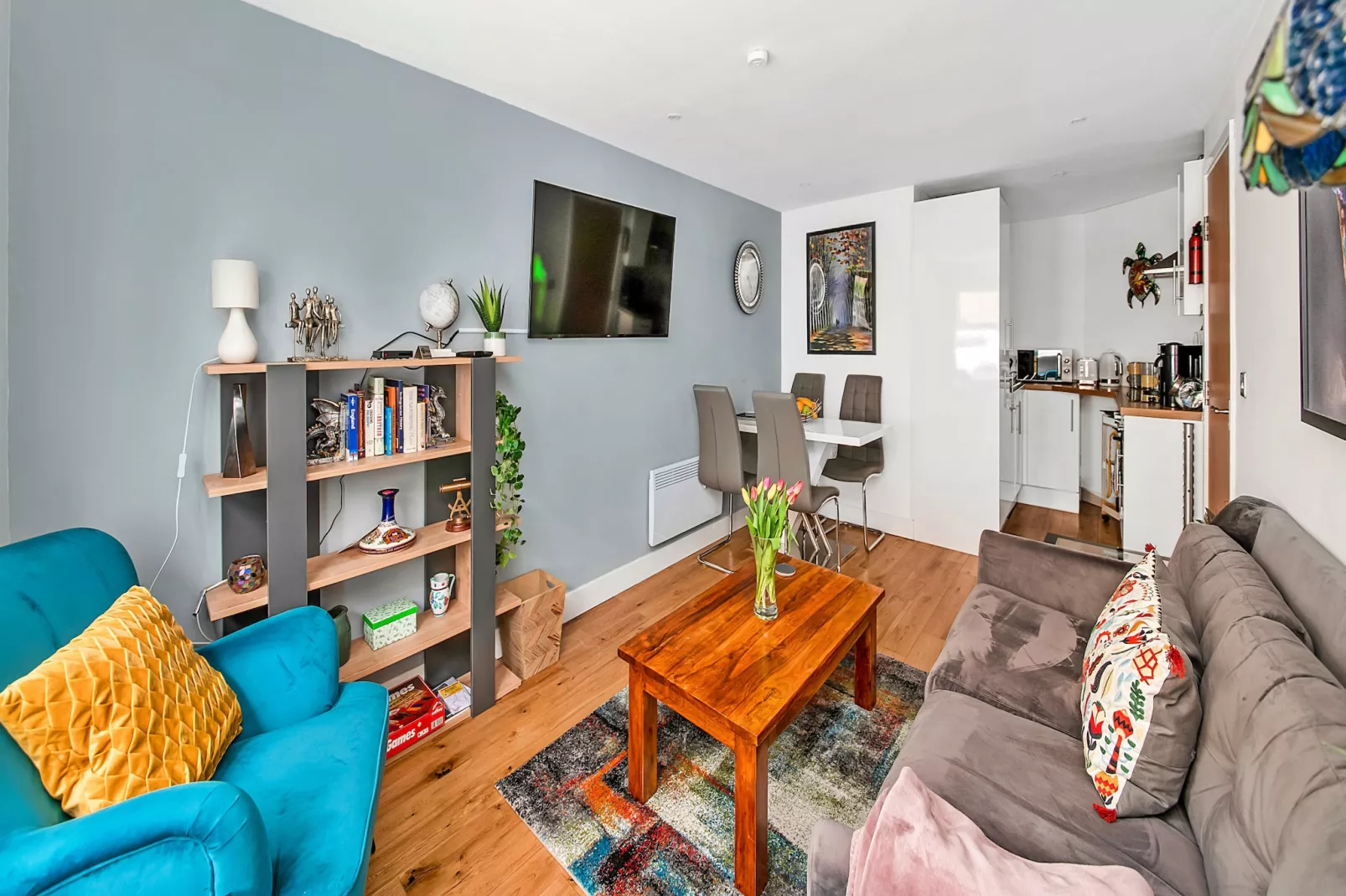 Mowbray-Living room