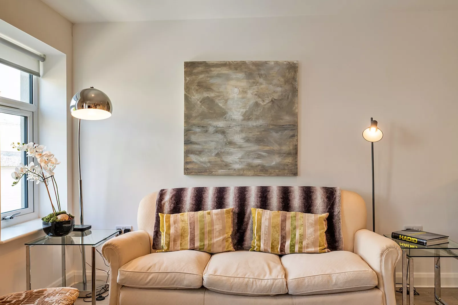 Brunels Reach-Living room