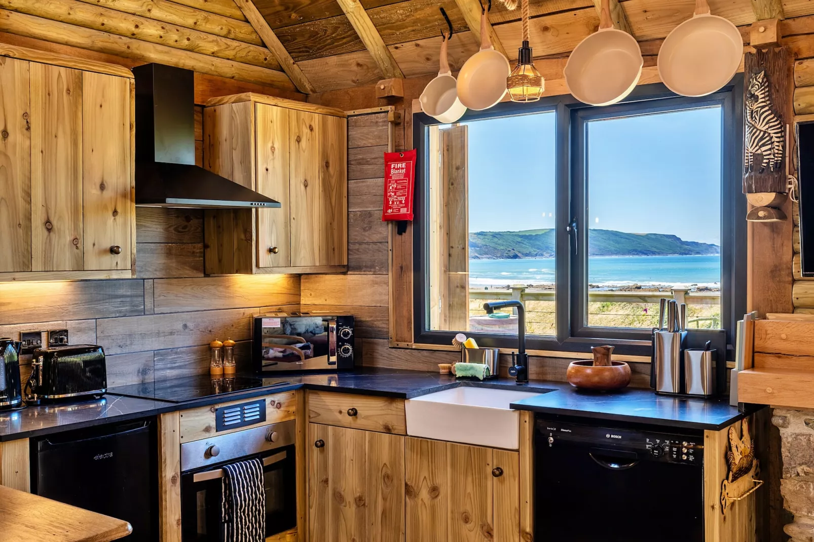 Driftwood-Kitchen