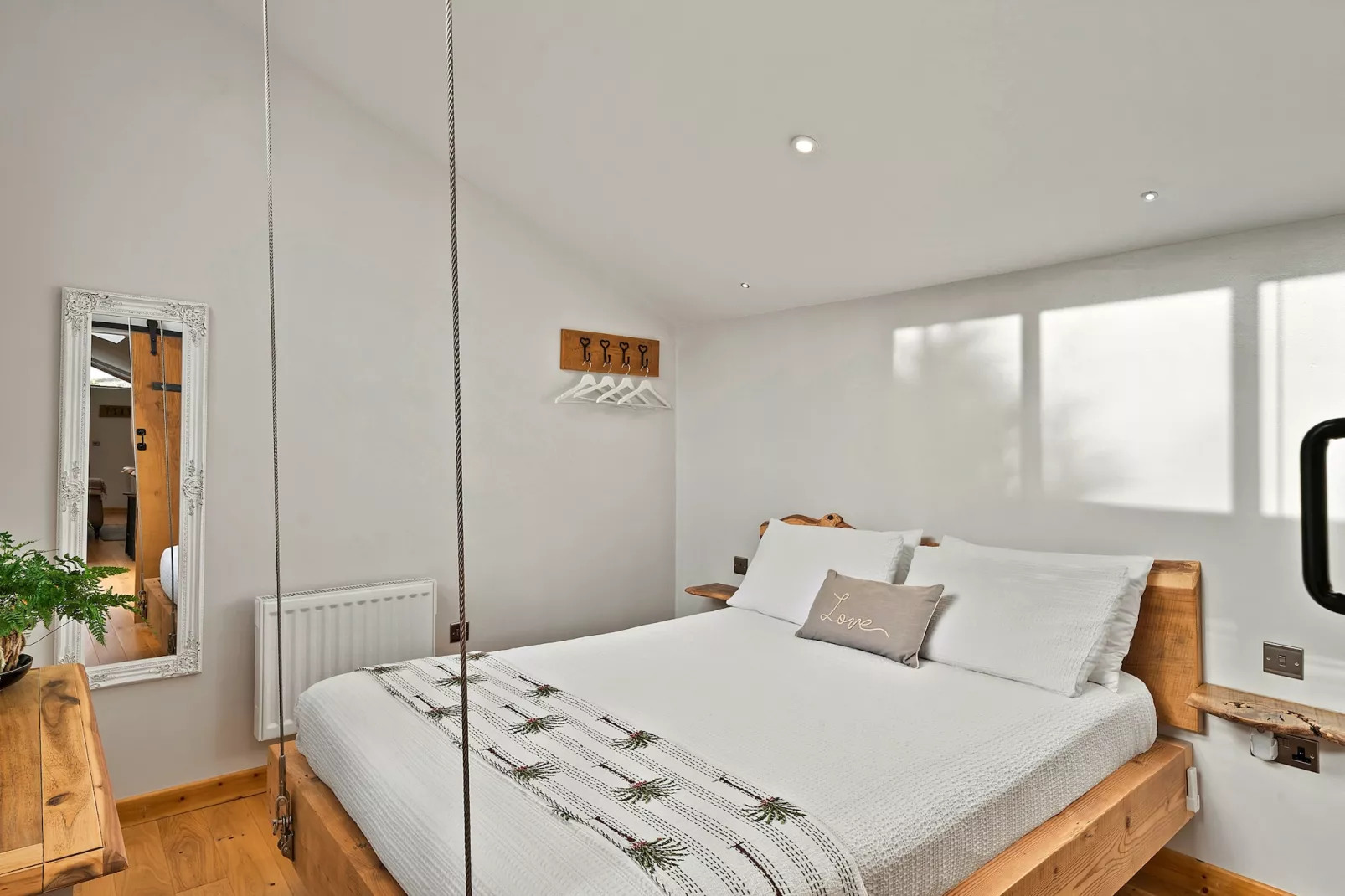 Hillfarrow Hideaway-Bedroom