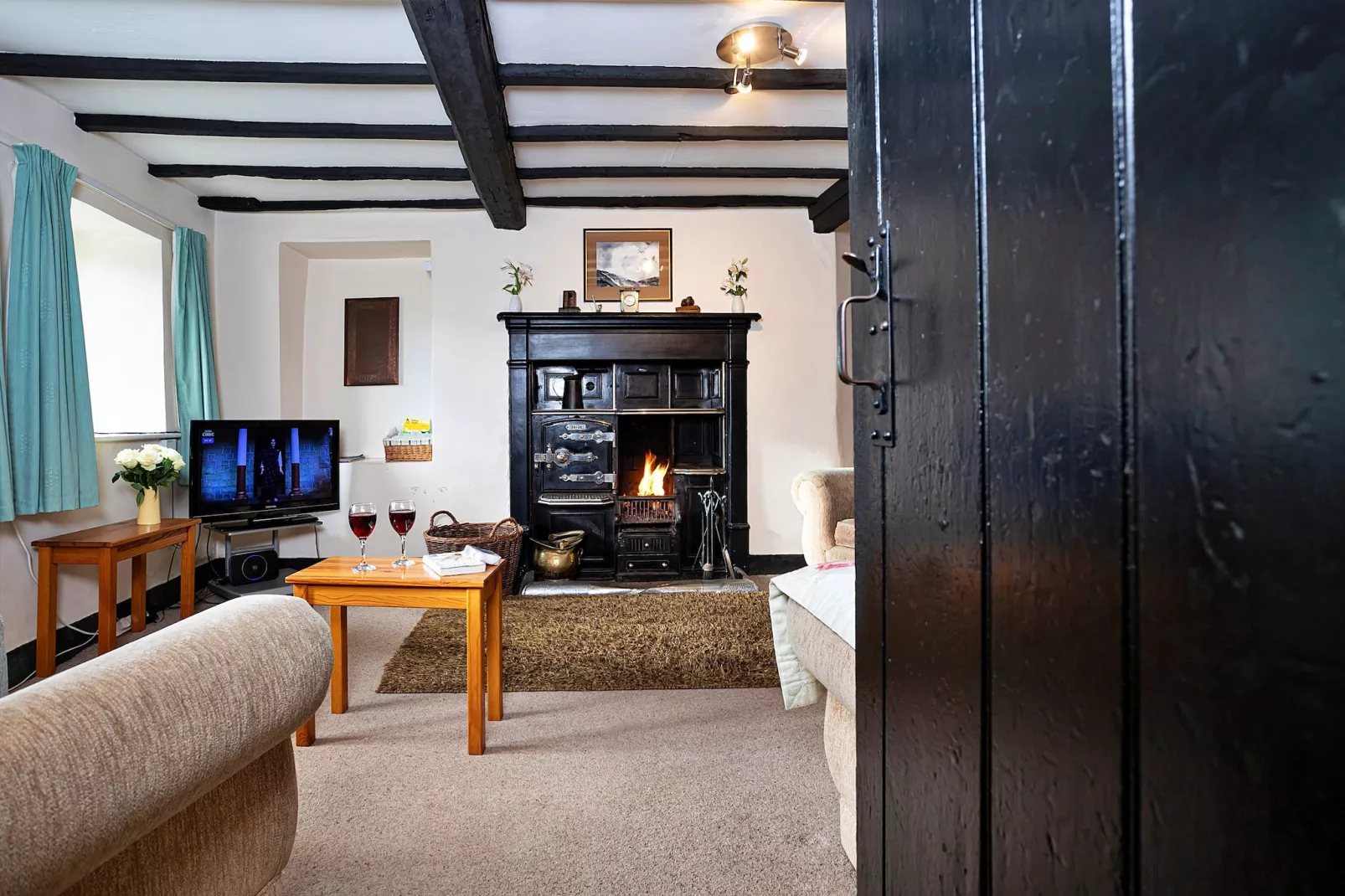 No.2 Town Head Cottages-Living room