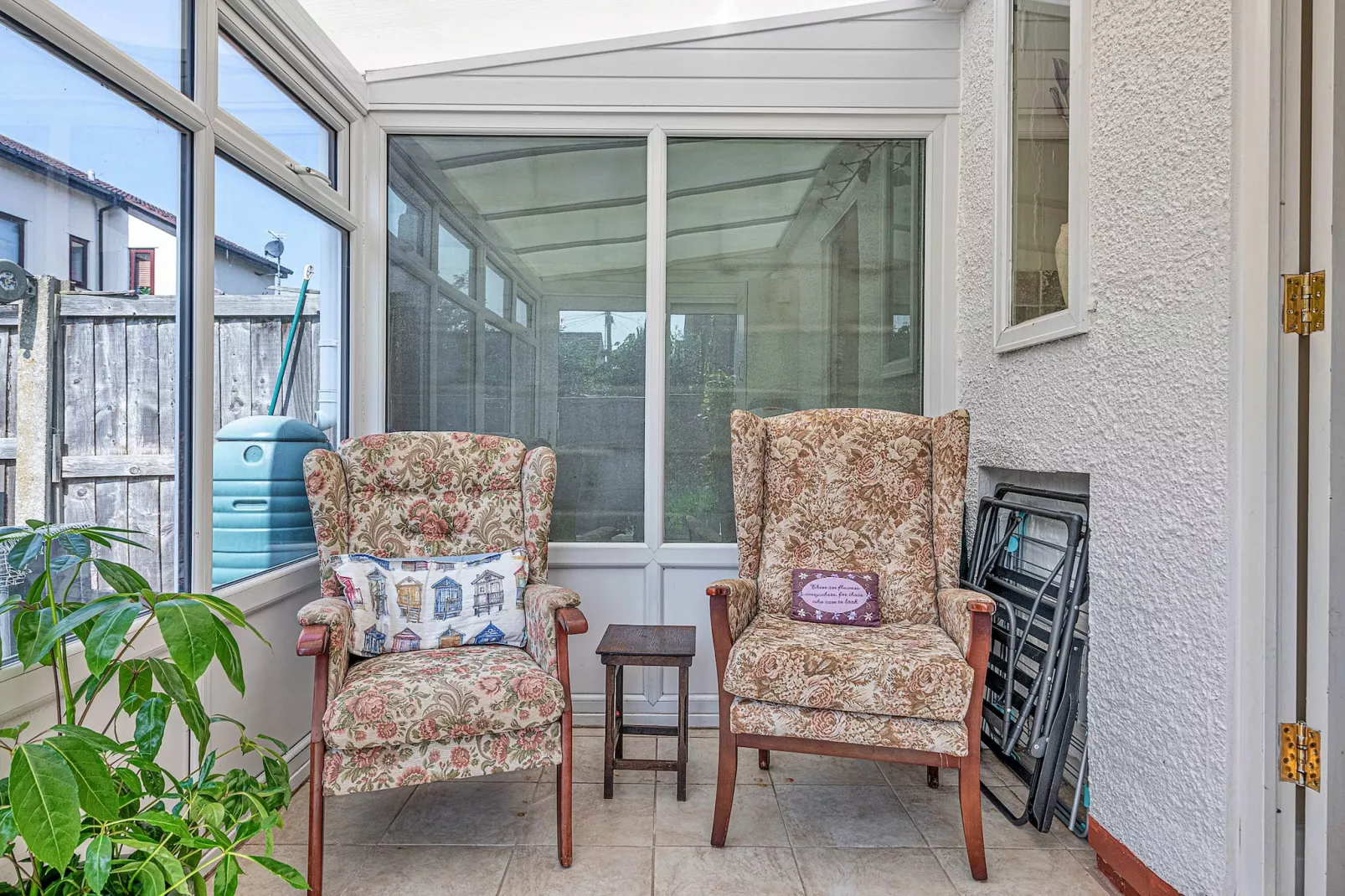 Penrhyn Avenue-Living room