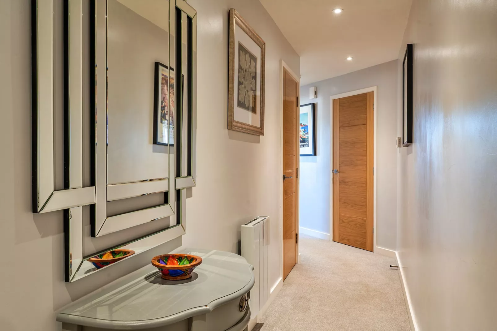 Number 10, Montpellier Apartments-Reception hall