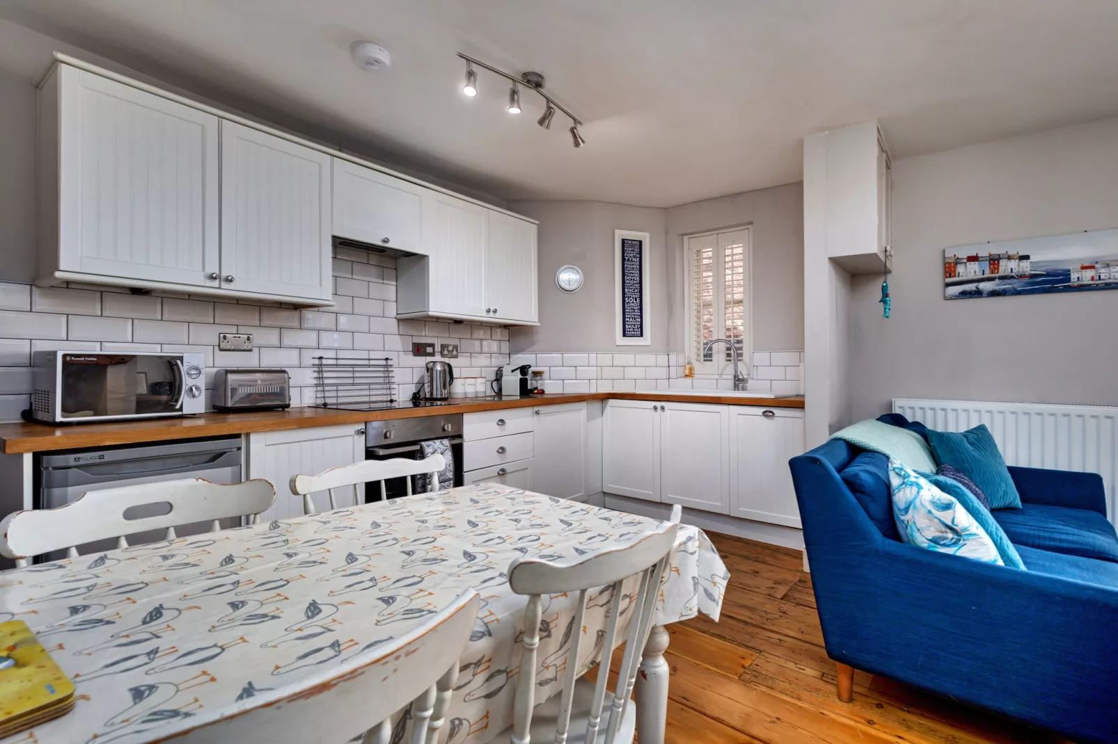 The Gull's Nest-Dining room