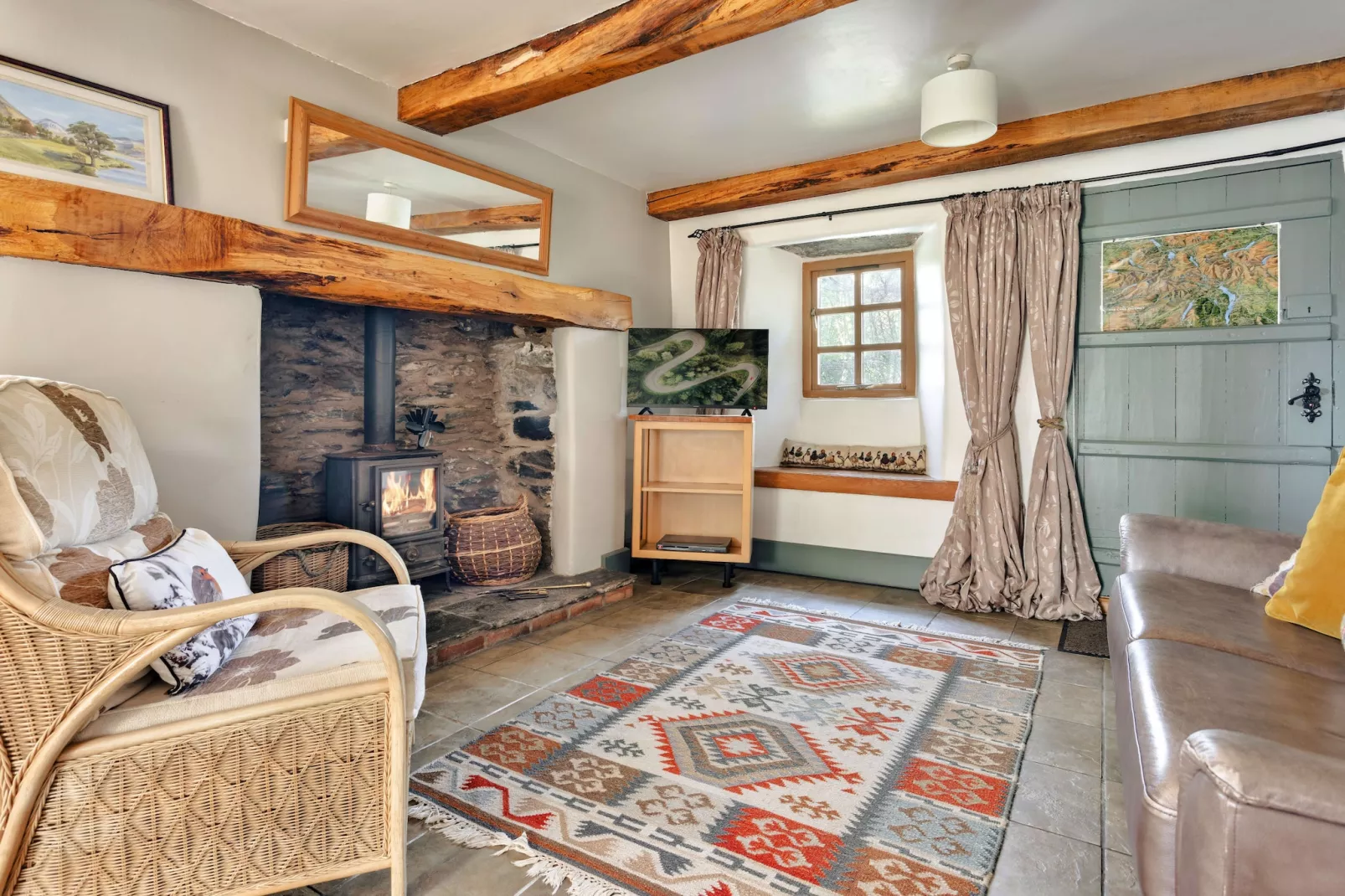 St Francis Cottage-Salon