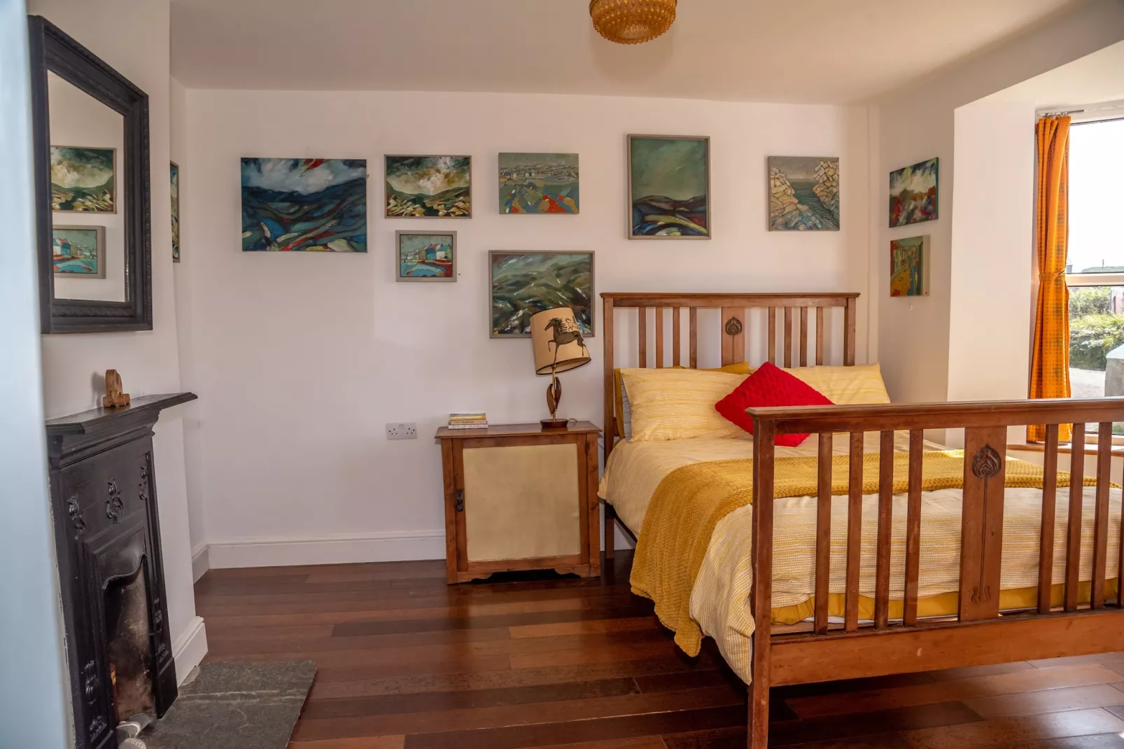 Western Watch-Bedroom