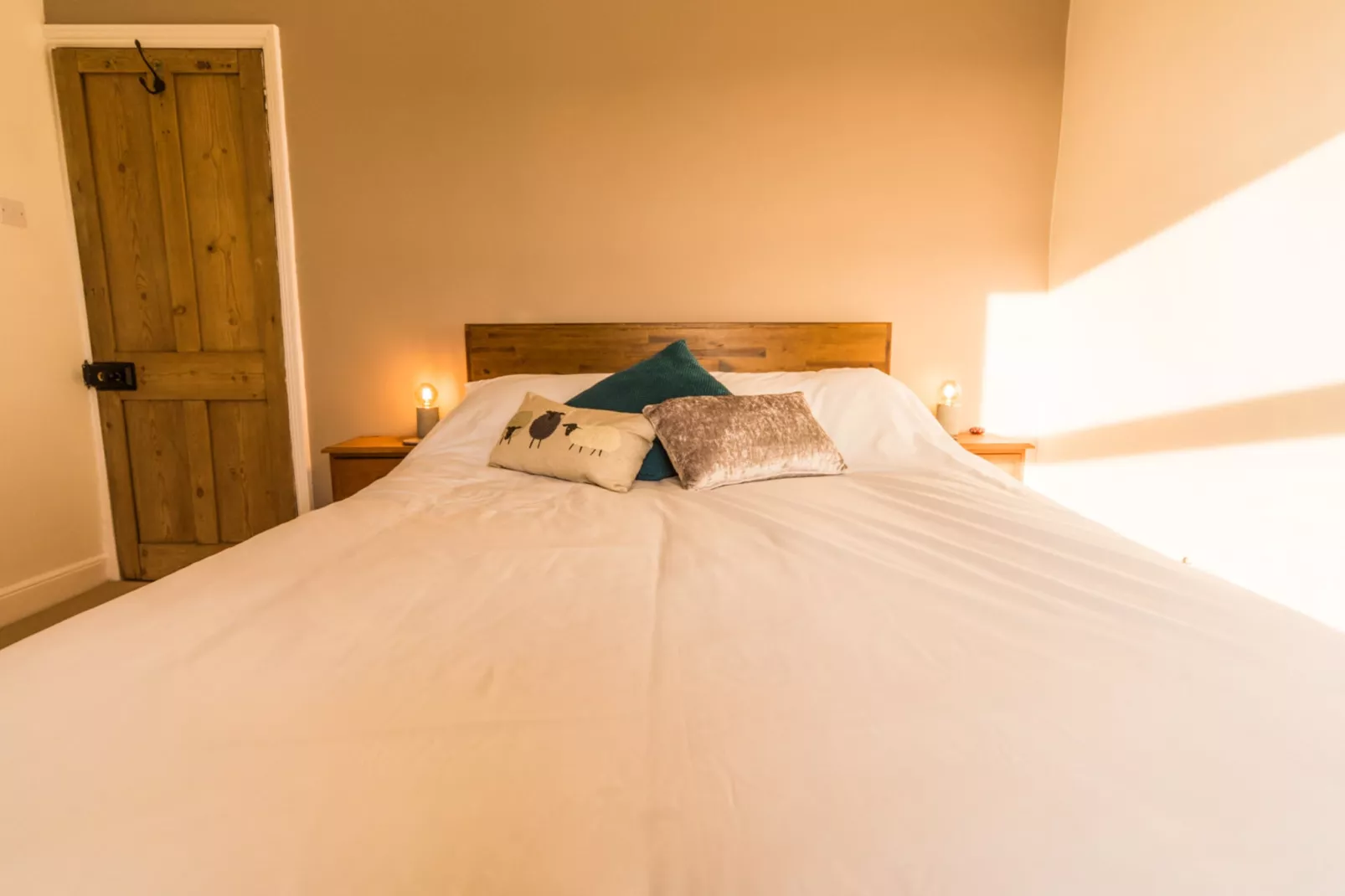 Tring-on-Tor-Bedroom