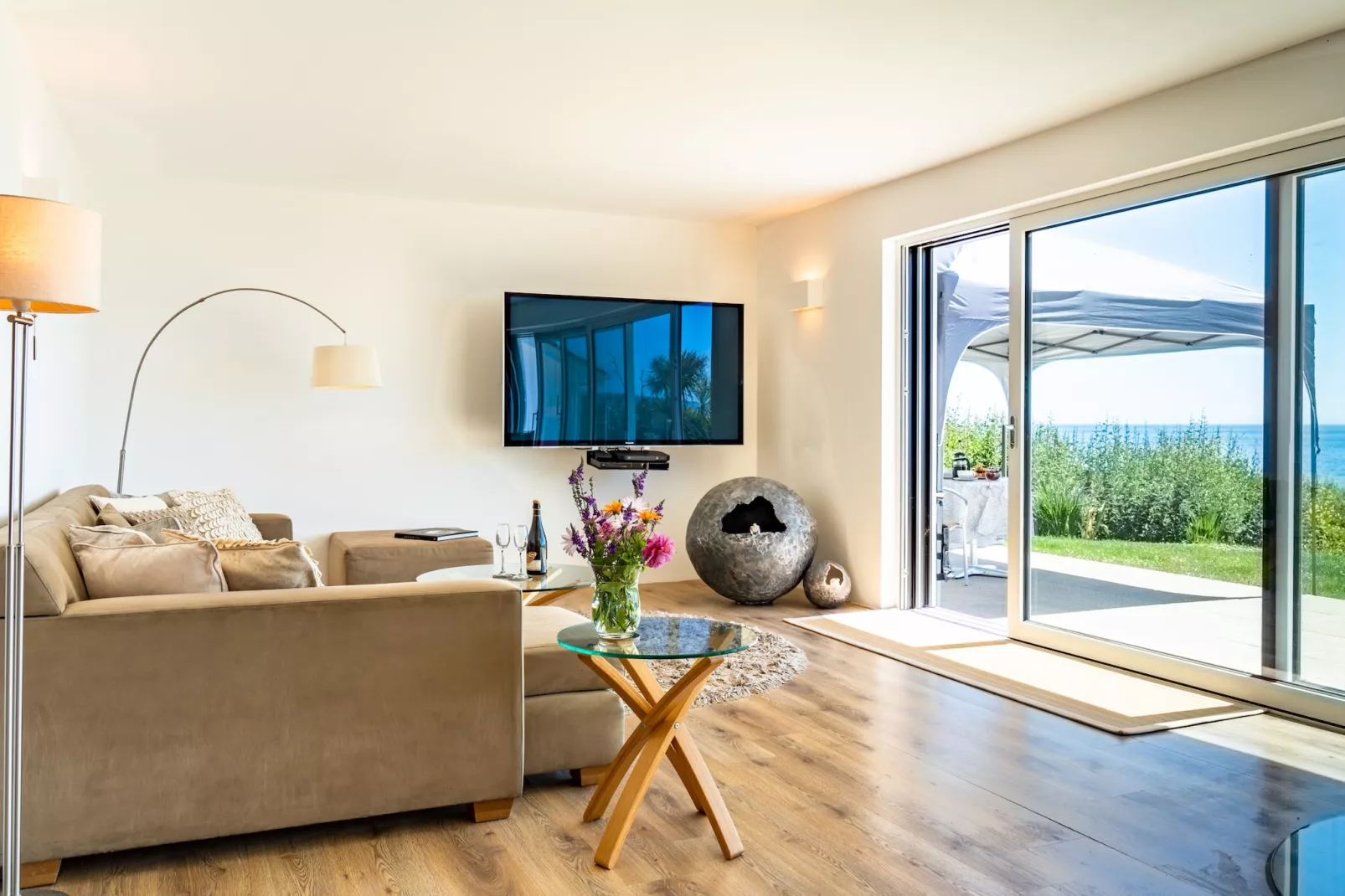 Avalon Sea Views-Salon