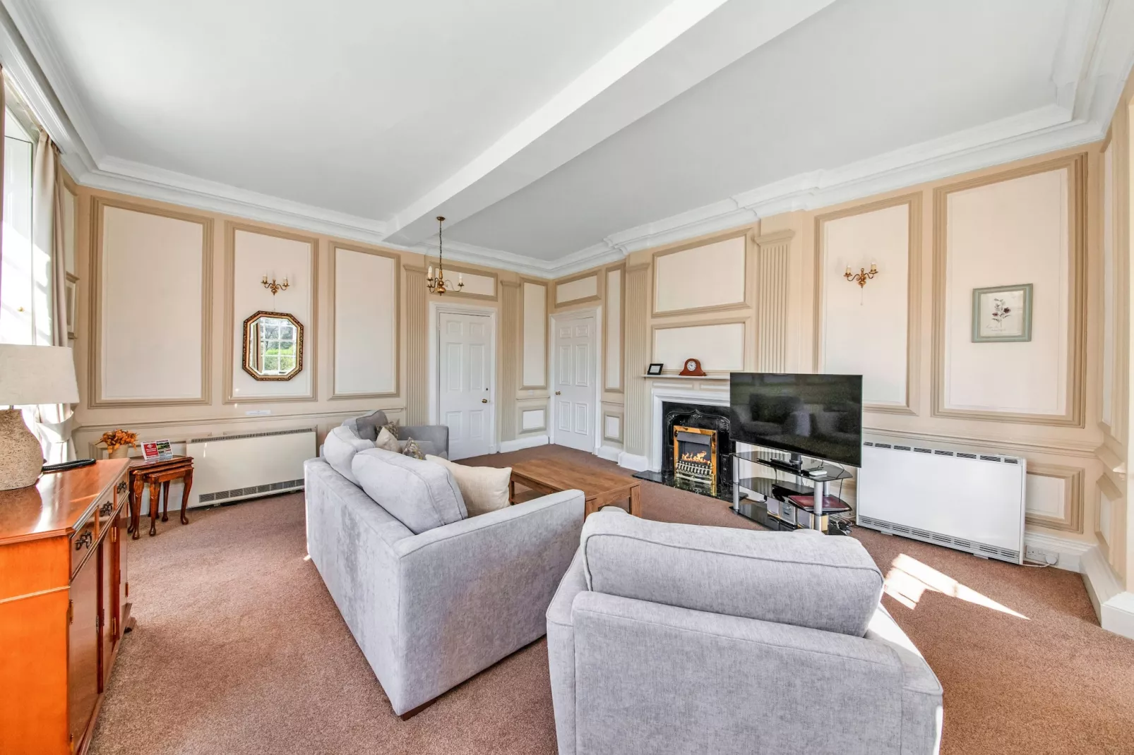 Sutton Hall Apt-Wohnzimmer