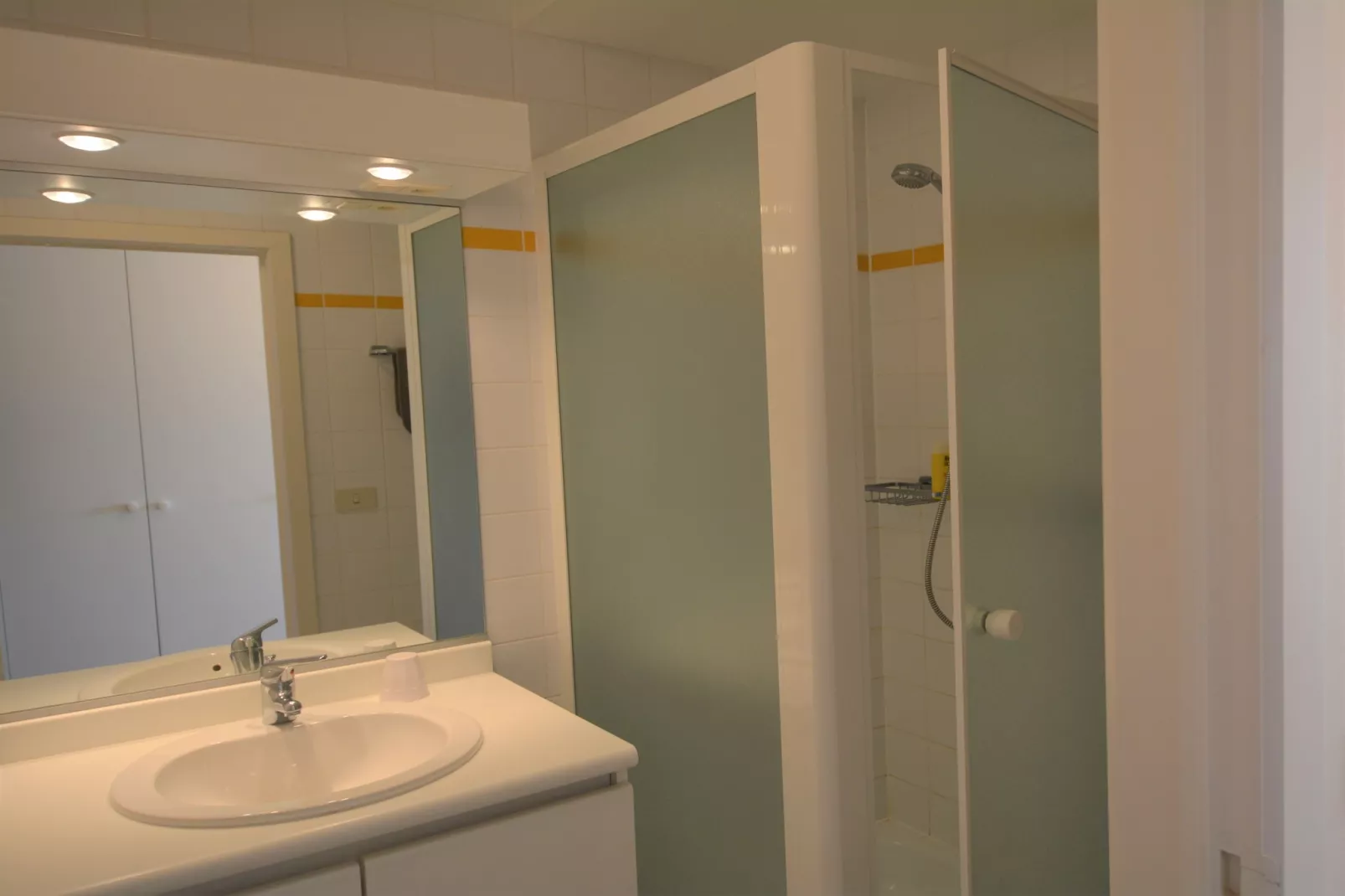 Visby 73-74-Bathroom