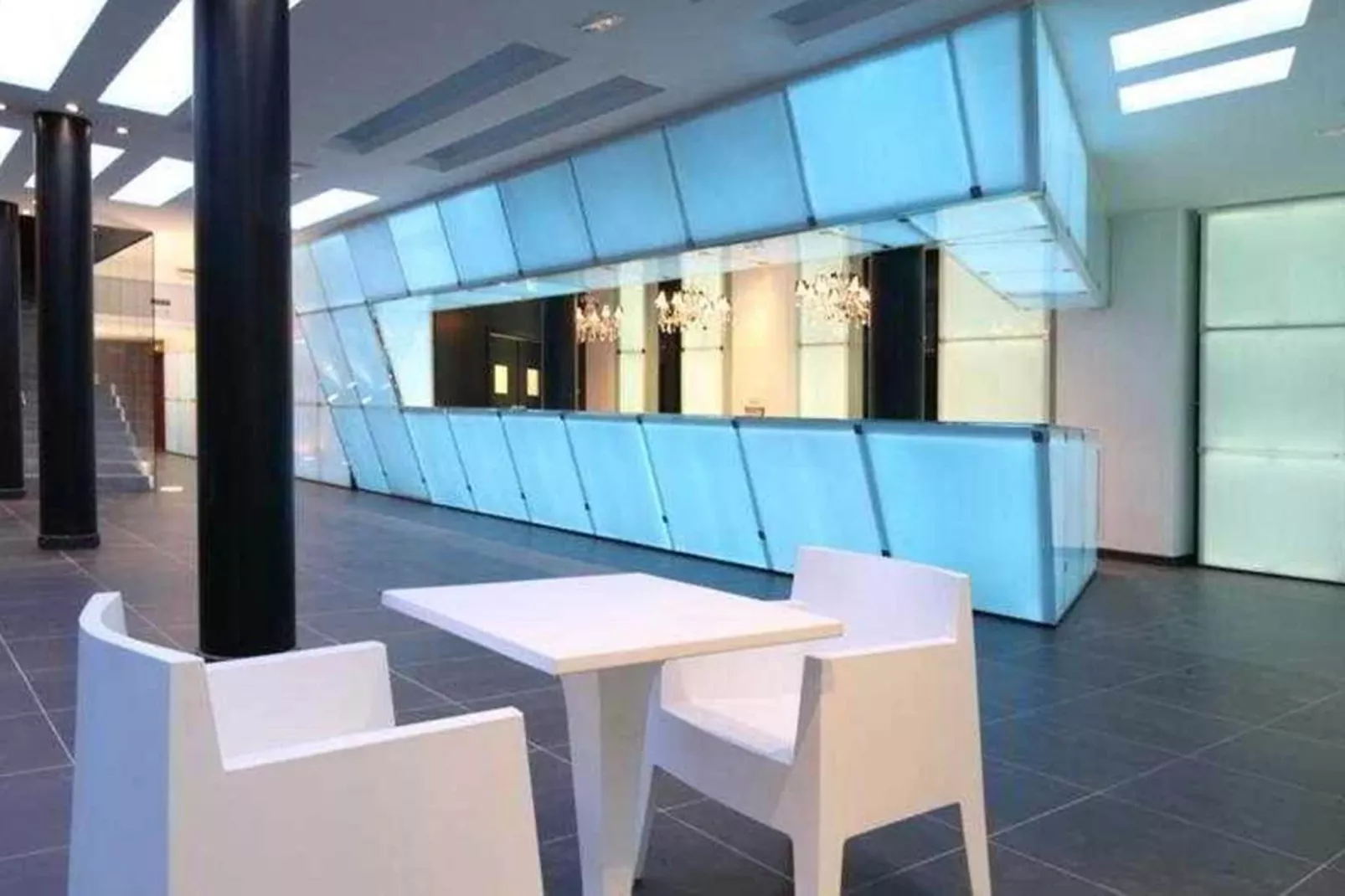 APOLO SUITES RENTALMAR 2/4-Empfangshalle
