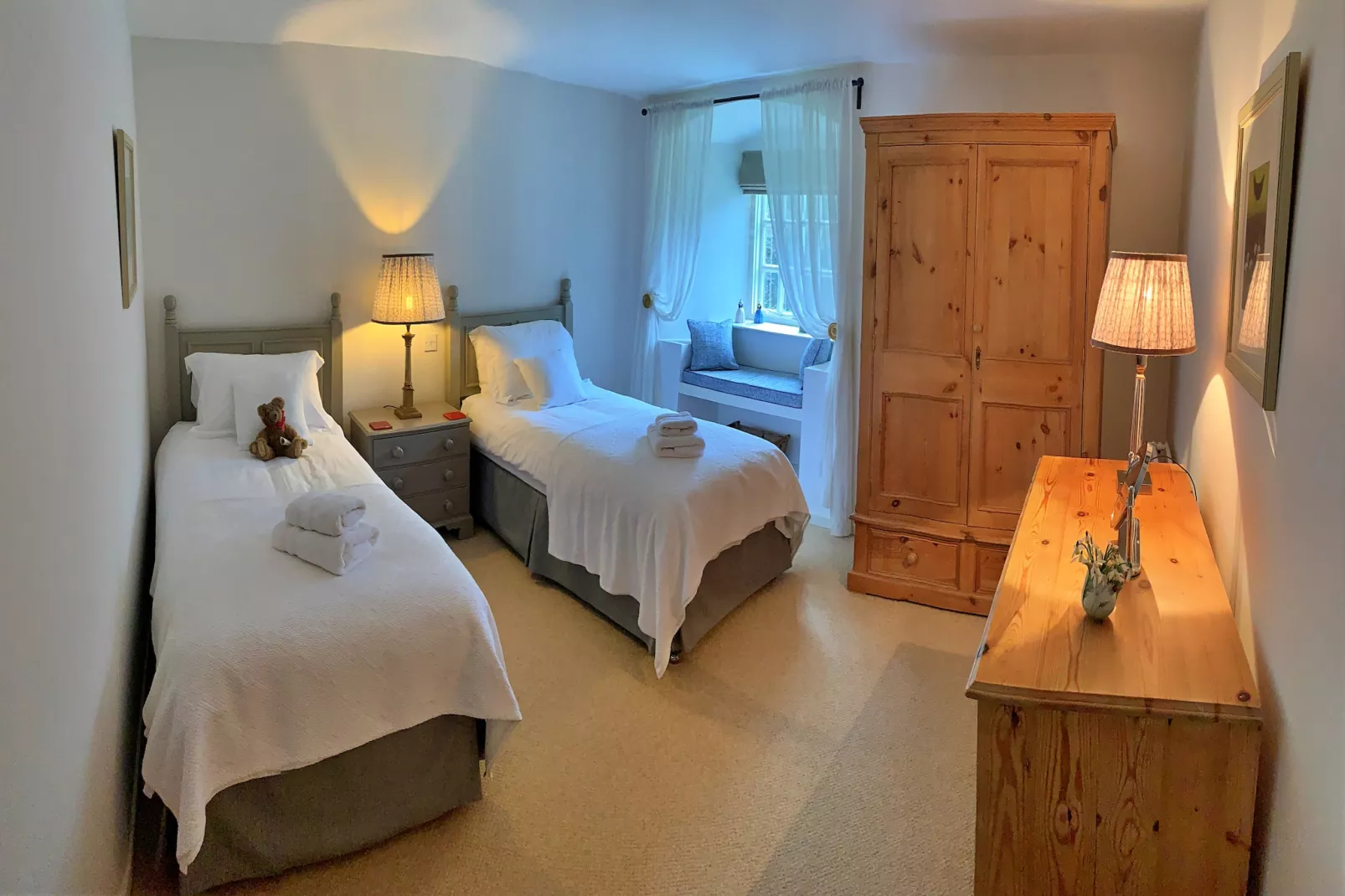 Ingleby Manor - South Front-Bedroom