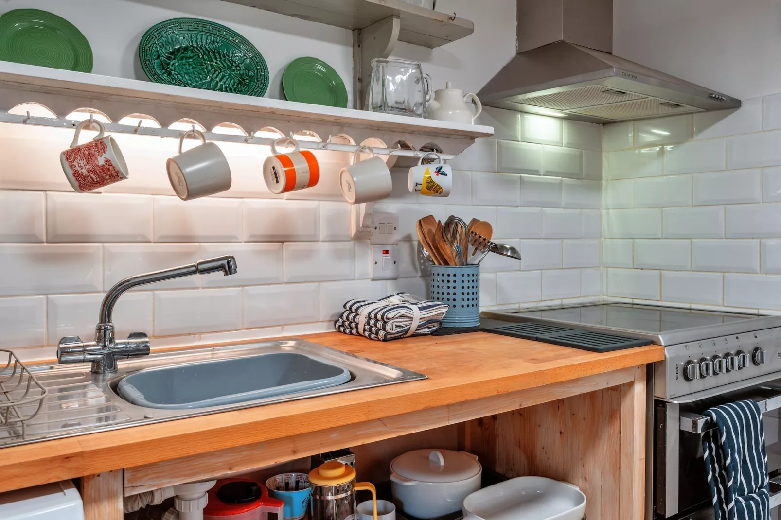 The Noel at Lesceave-Kitchen