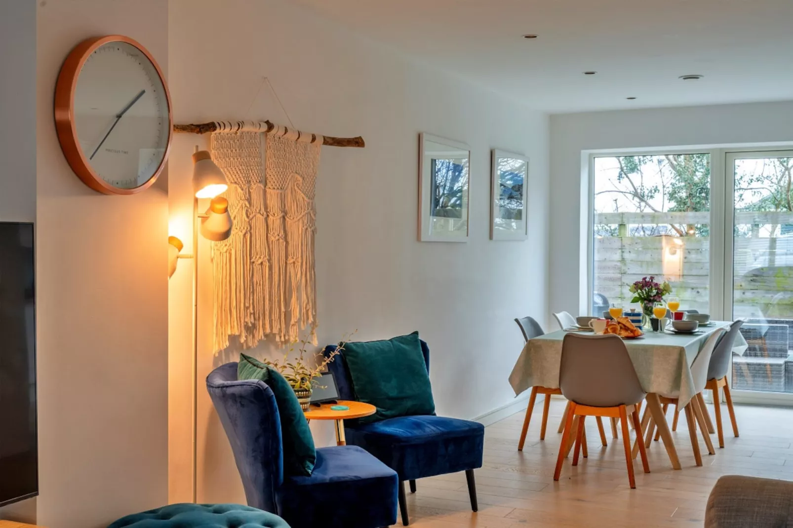 Tamsin-Dining room