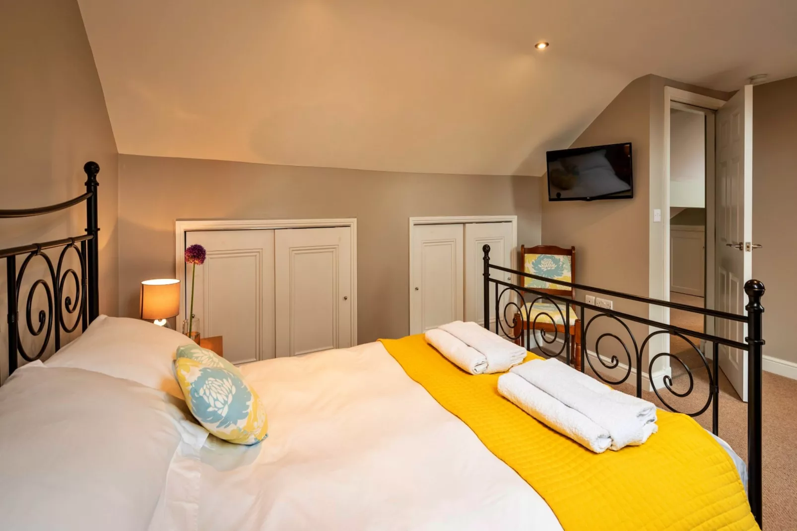 The Old Post Office Apartment 3-Bedroom