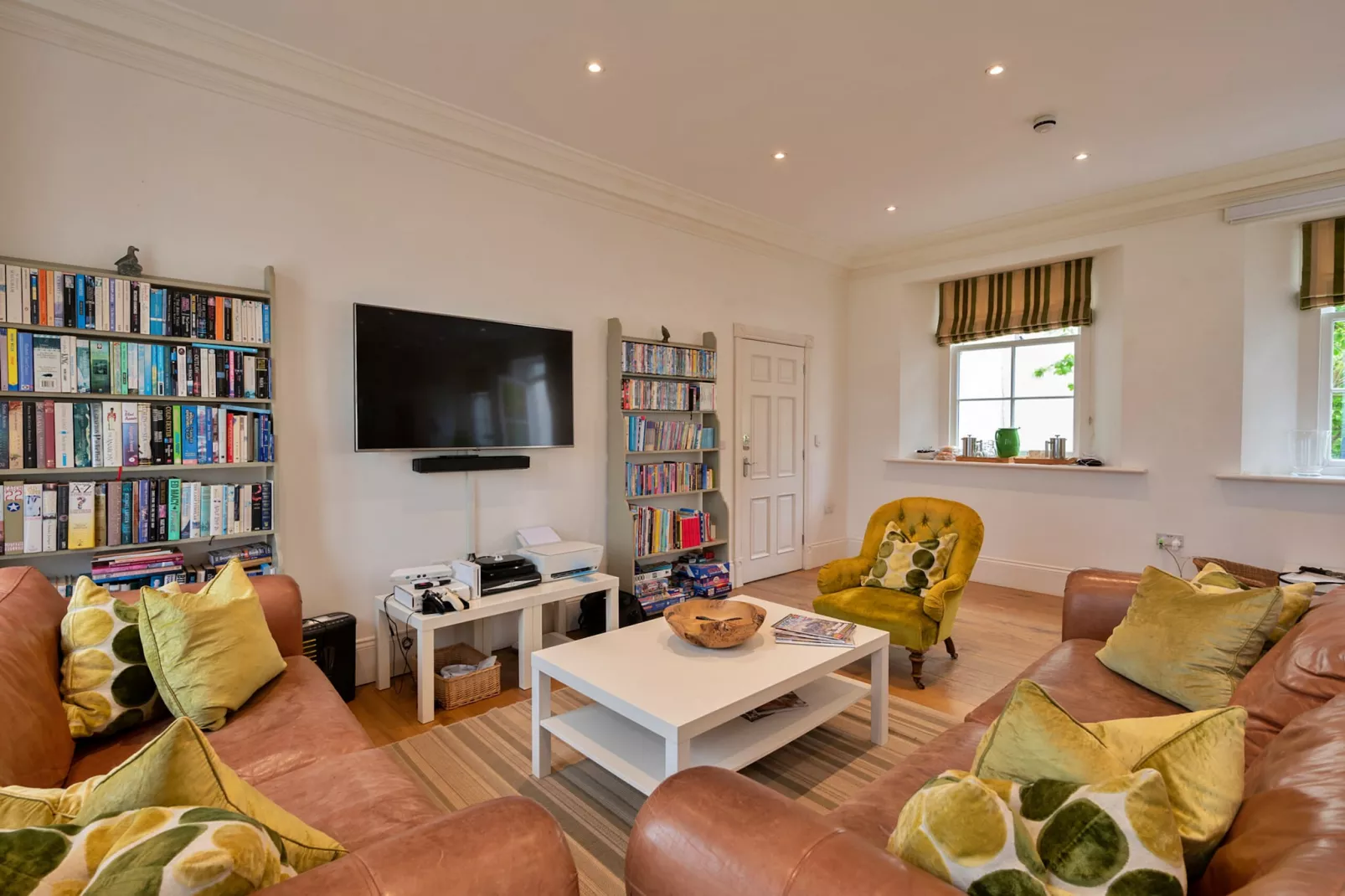 Alexander House-Living room