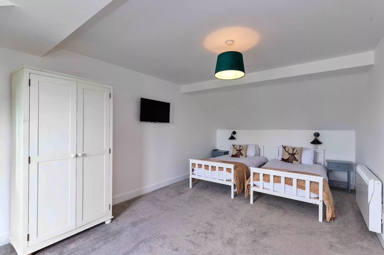 The Holt-Bedroom