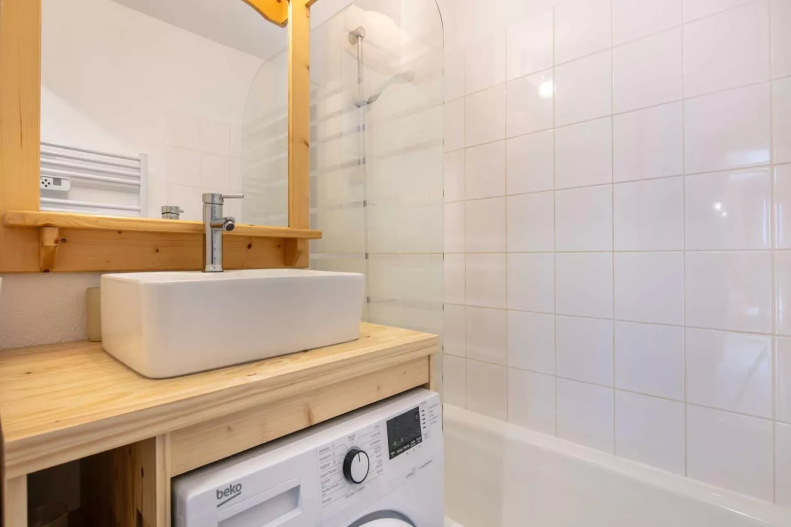 Les Biches N°81 - 3P6-Bathroom