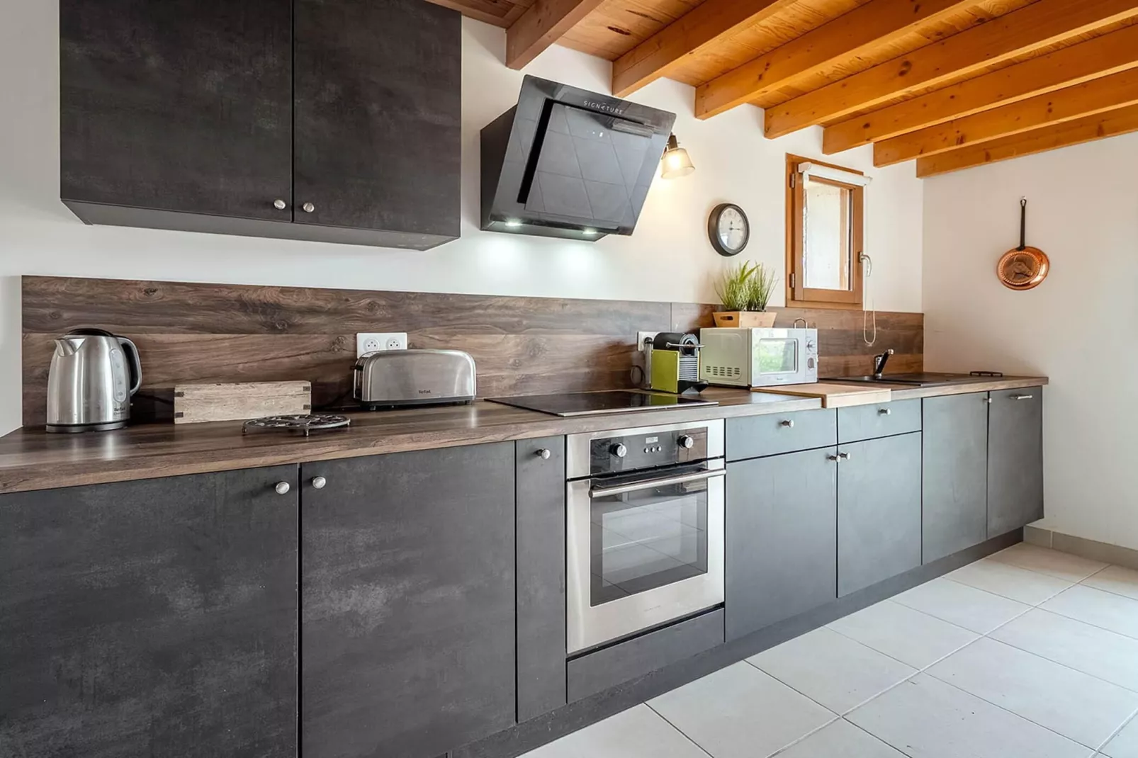 El Rancho - ST4 Mezzanine-Kitchen