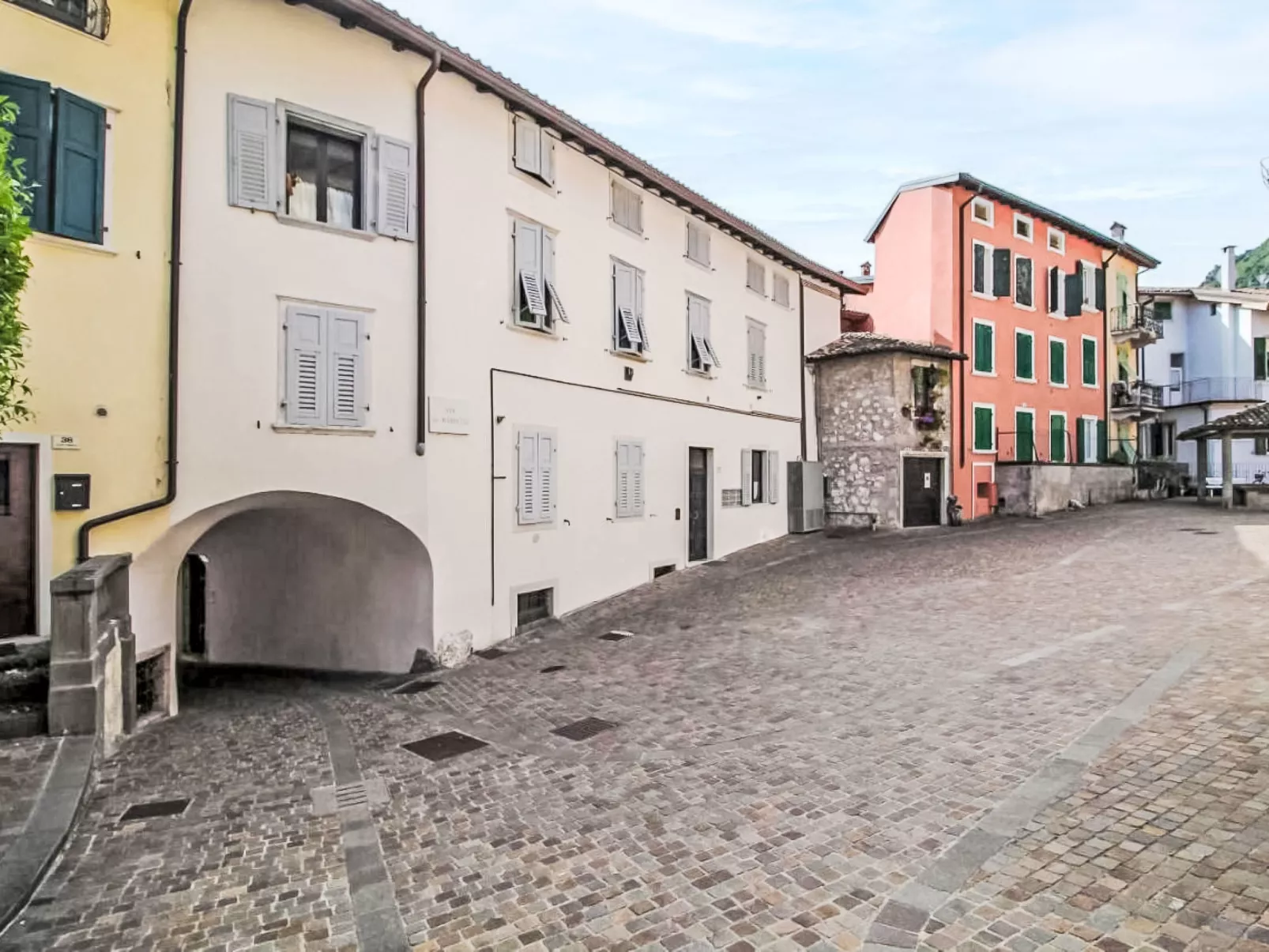 Riva-Draußen