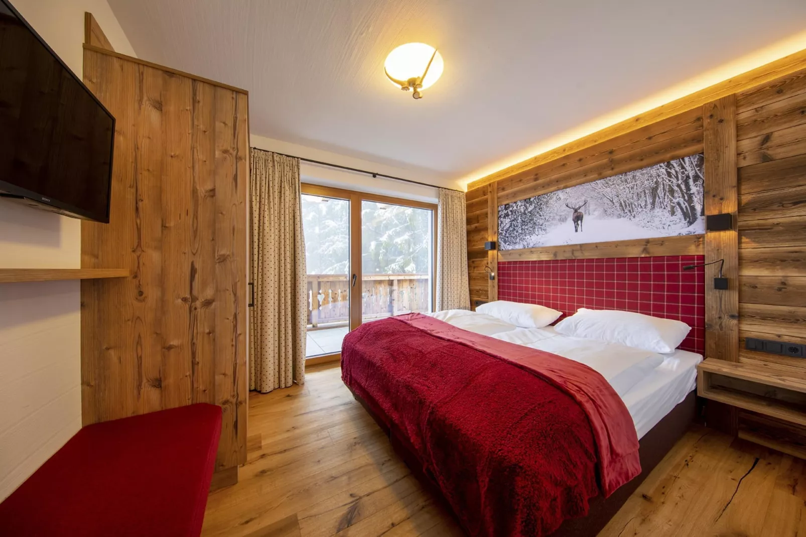 Nationalpark Chalet Schneespitze-Bedroom