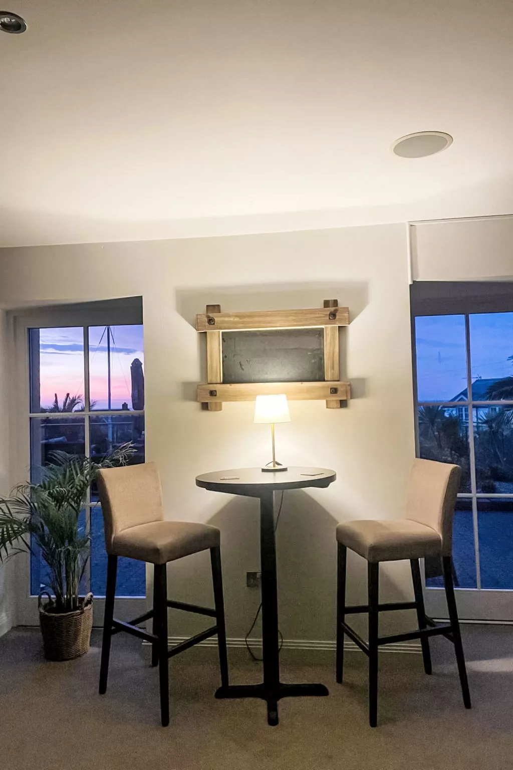 Llawnroc Rooms-Inside