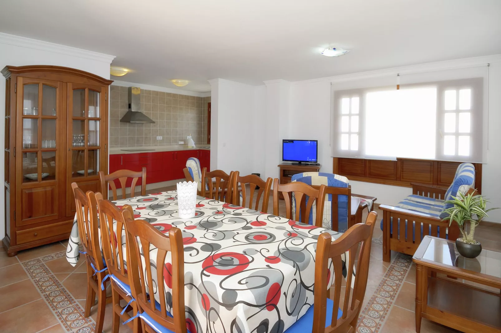 House Deluxe Limones-Dining room