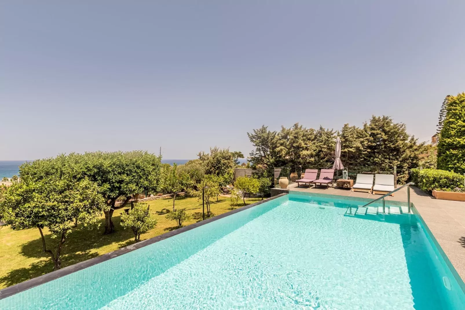 Golden Crest Villa-Pool