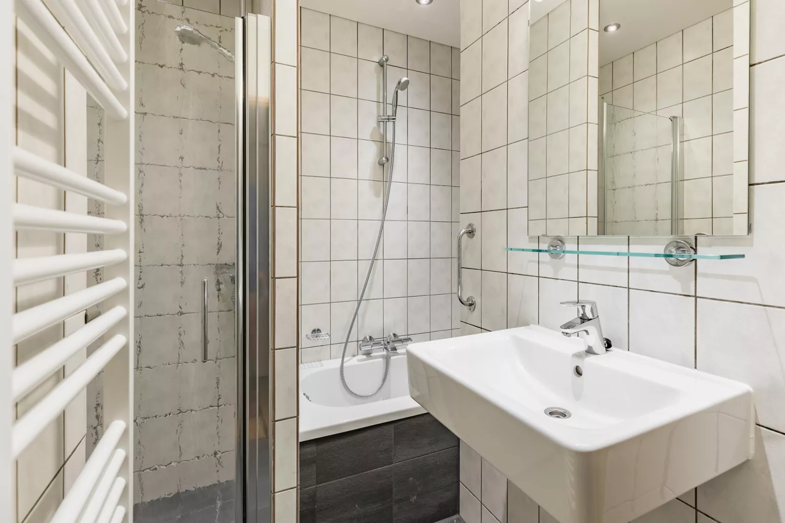 Parc Heihaas 15-Bathroom