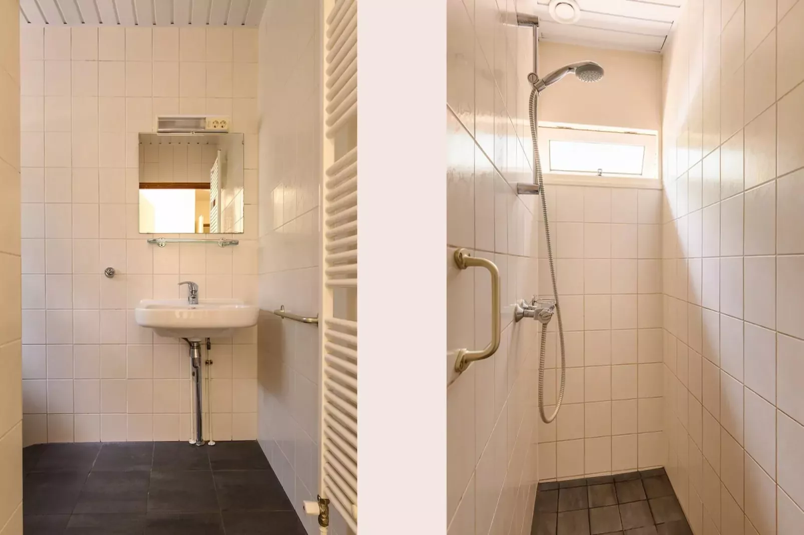 Bungalow 6B1 - Bathroom