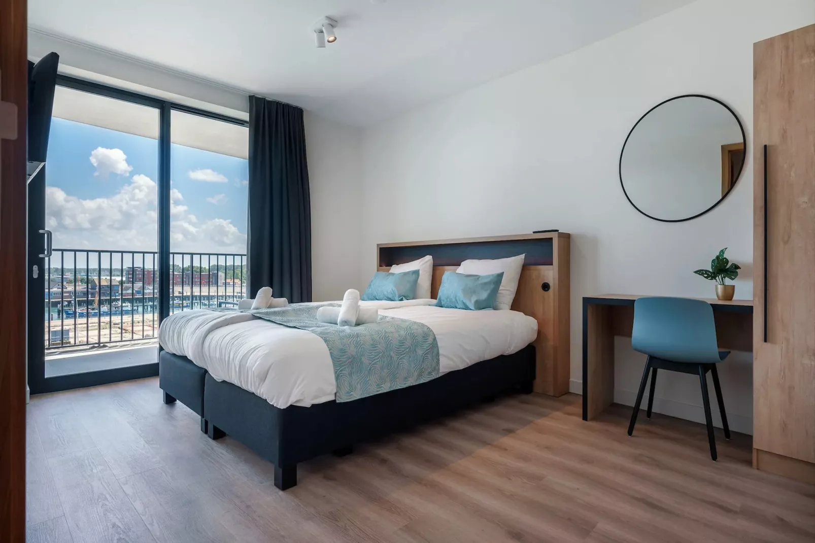 Breskens Apartments & Penthouses 1-Exterior summer