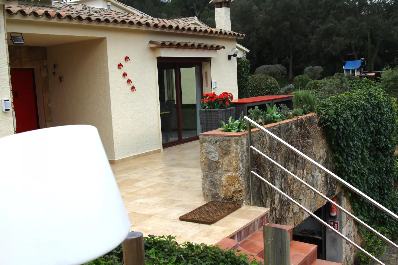 Vall Repos-Exterior summer