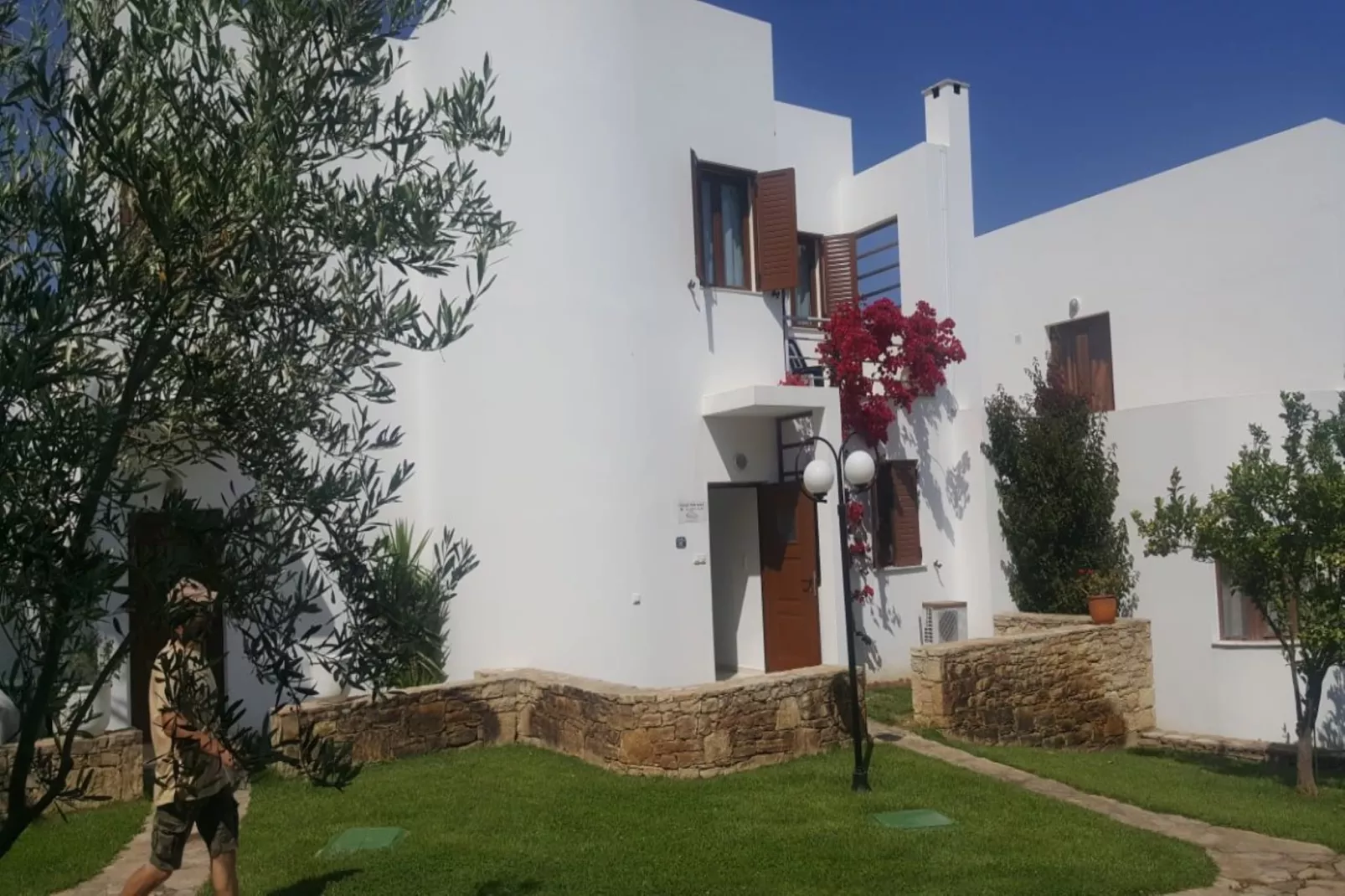 Villa Bougainville-Exterior summer