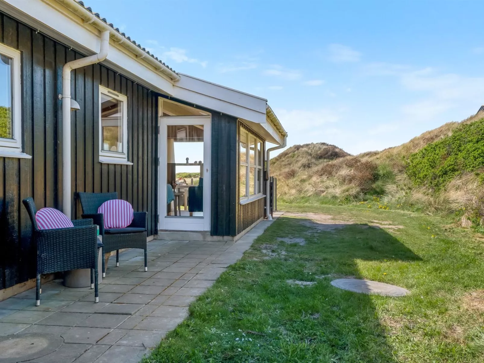"Idalia" - 125m from the sea-Outside